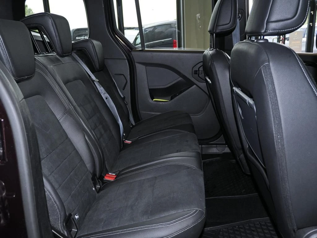 Mercedes-Benz-T-Klasse 180 d-image-13