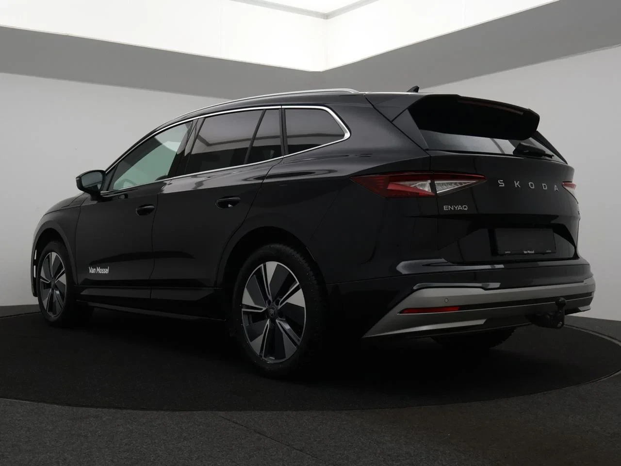 Škoda-Enyaq iV-image-5