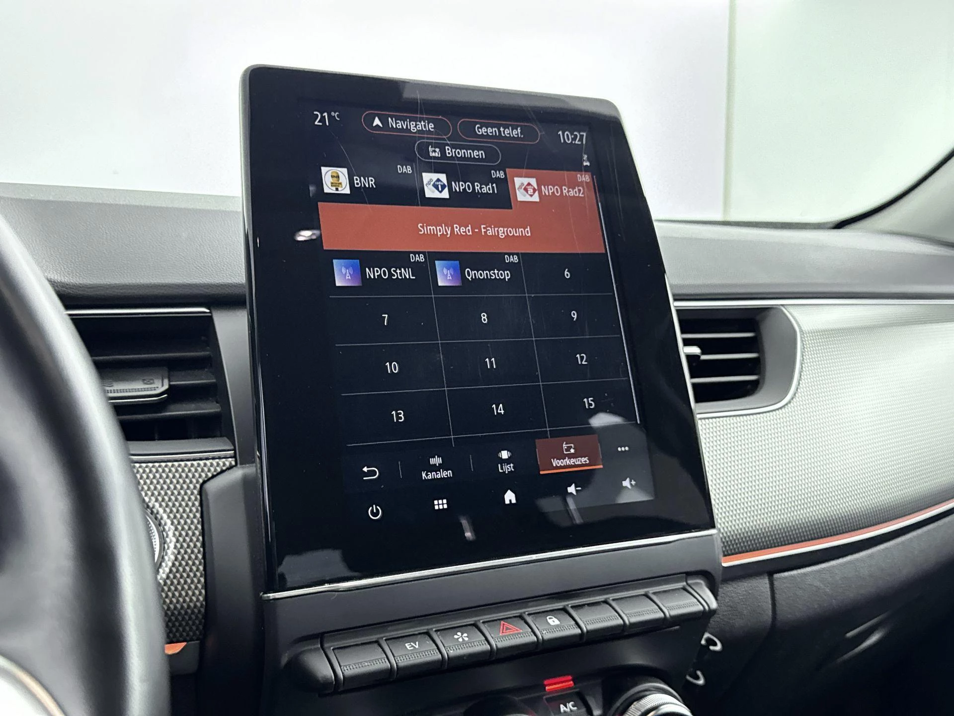 Renault-Arkana-image-16