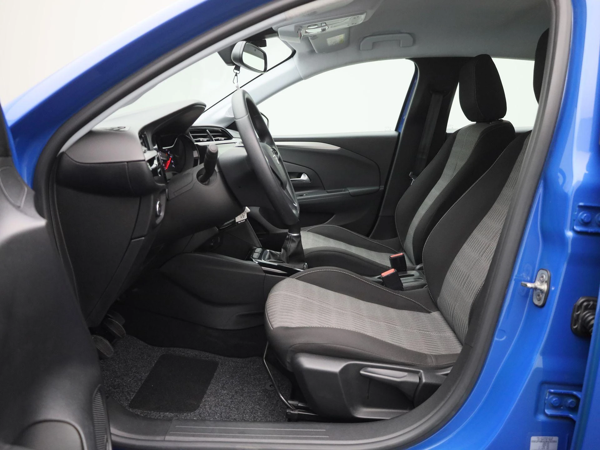 Opel-Corsa-image-10