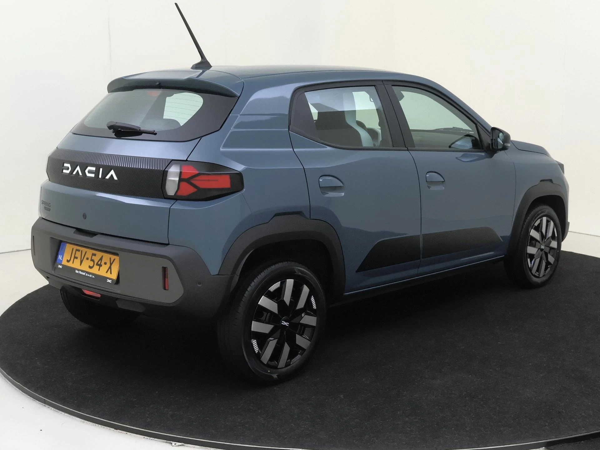 Dacia-Spring-image-7