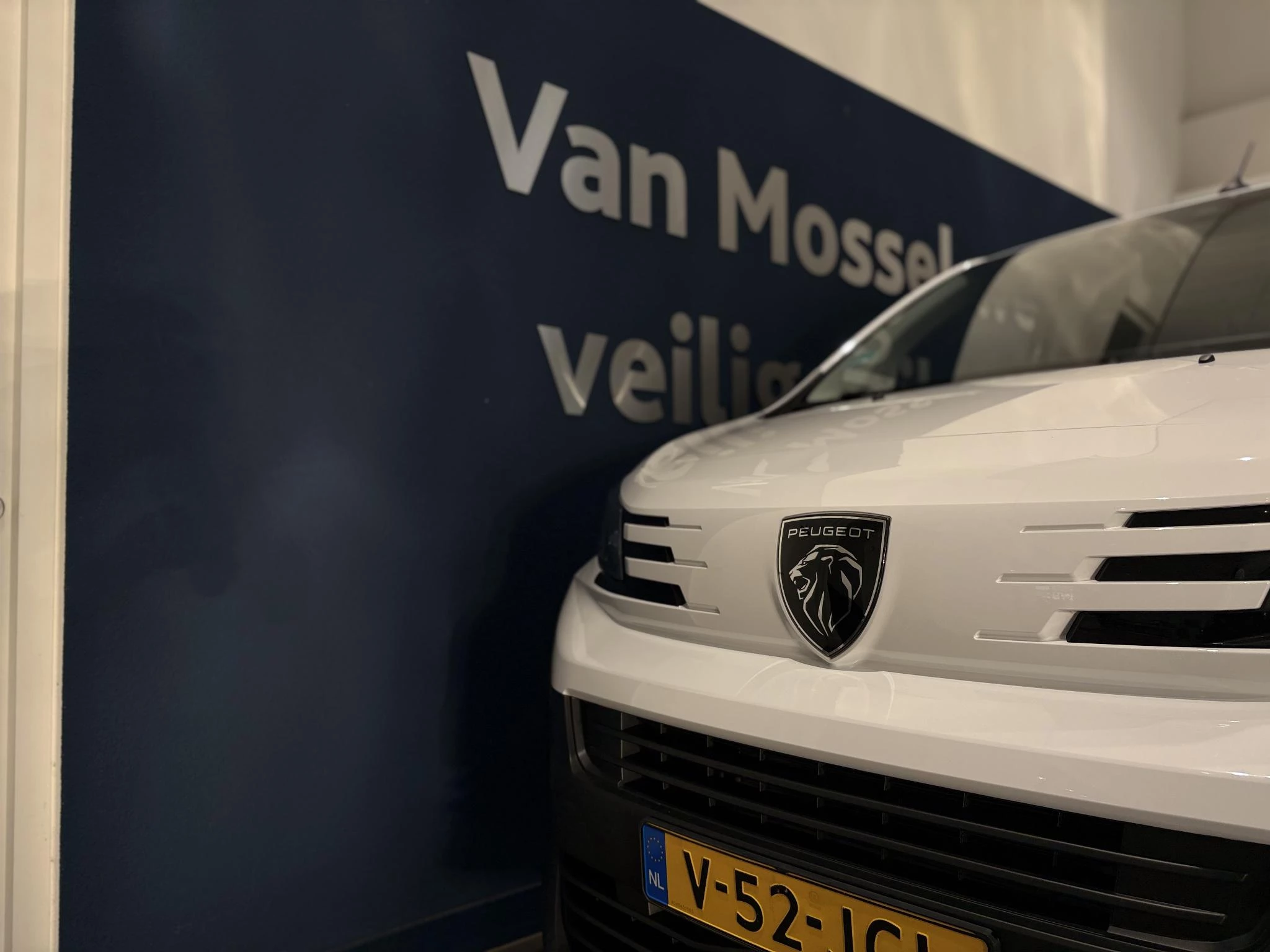 Peugeot-Expert-image-2