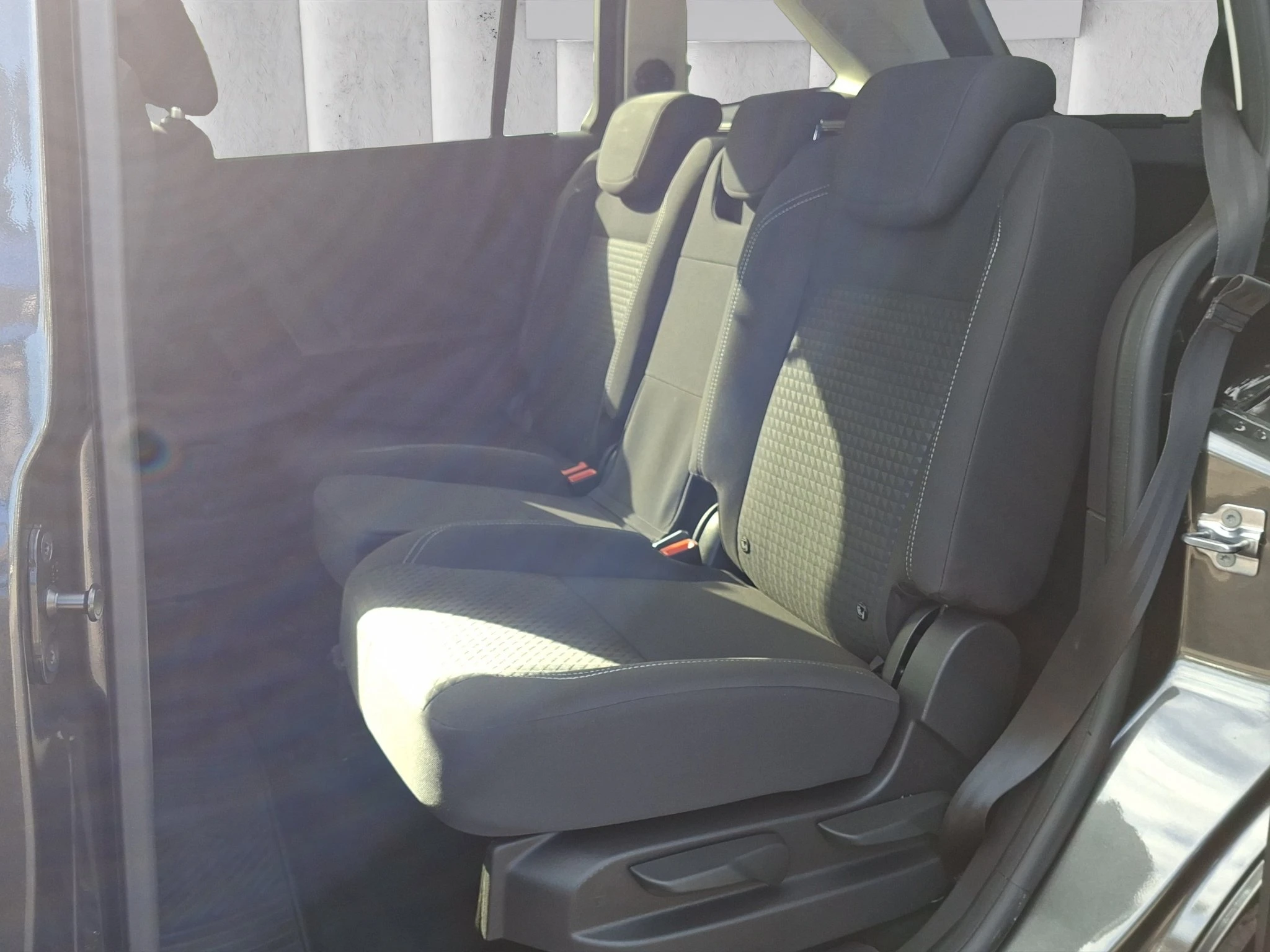 Ford Grand C-Max Cool & Connect 1.0 EB SHZ | PDC | LMF | Navi | Klima | BT