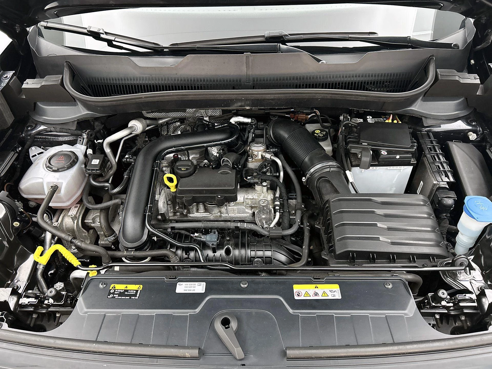 Volkswagen-T-Cross-image-28