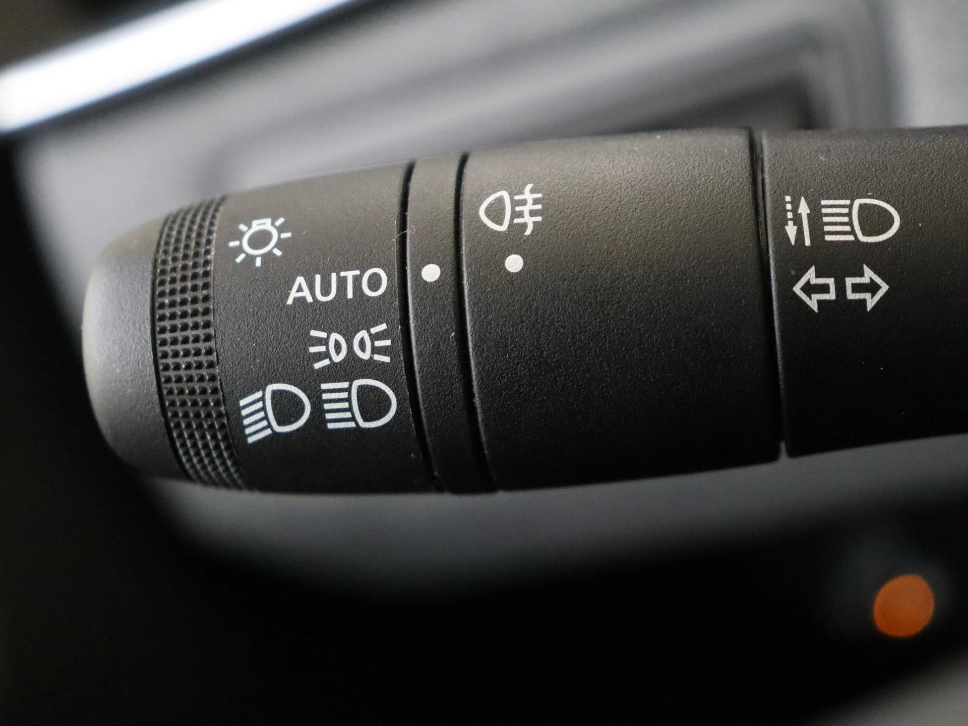 Renault-Clio-image-27