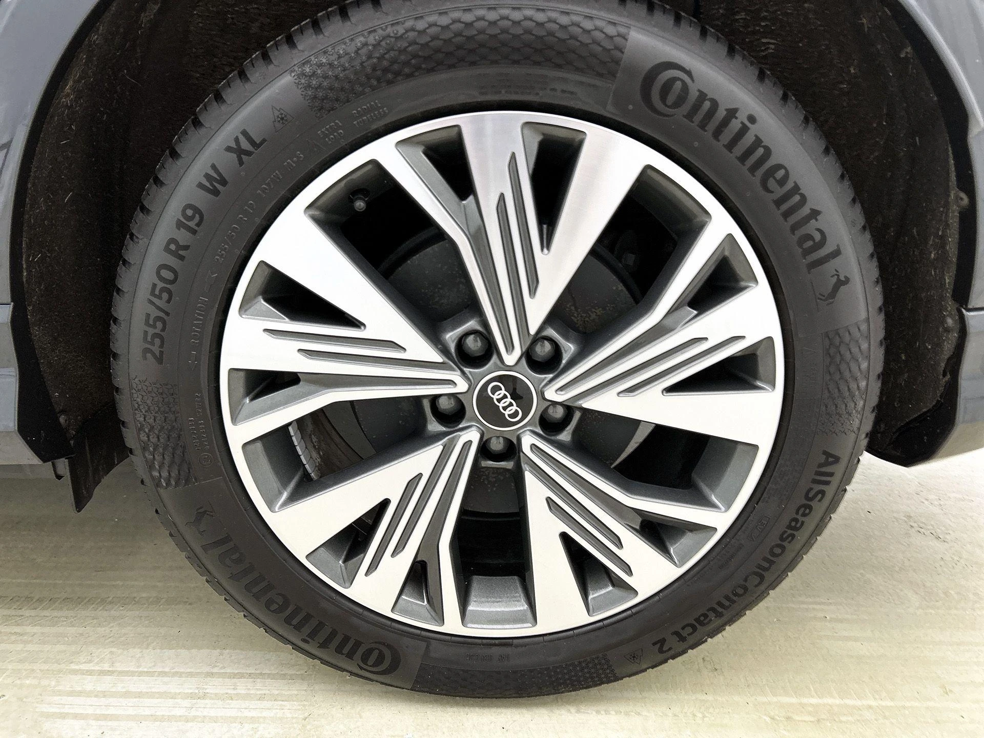 Audi Q4 e-tron 40 Launch edition Advanced 77 kWh