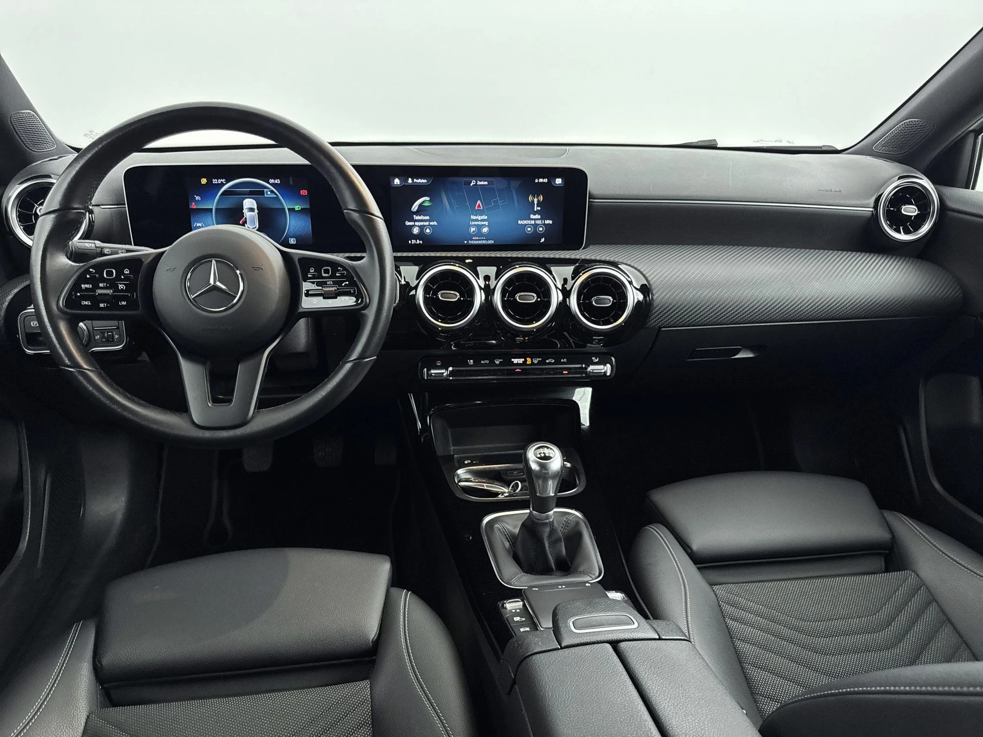 Mercedes-Benz-A-Klasse-image-16