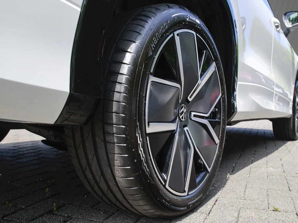 Volkswagen Tayron 1.5 TSI DSG eHybrid R-Line "3,99%" AHK, Pano., 360°Kam., IQ.Light.