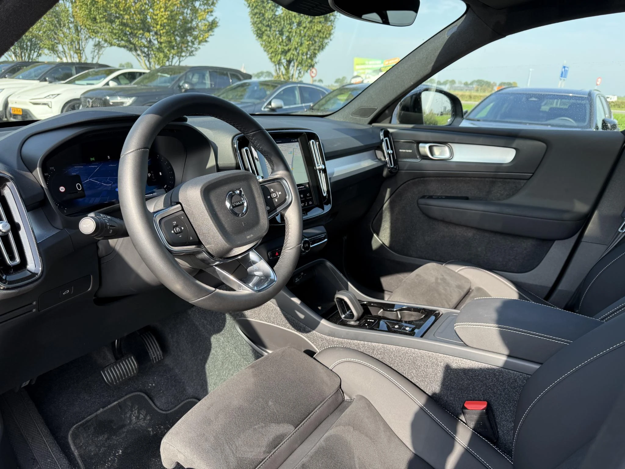 Volvo-XC40-image-17