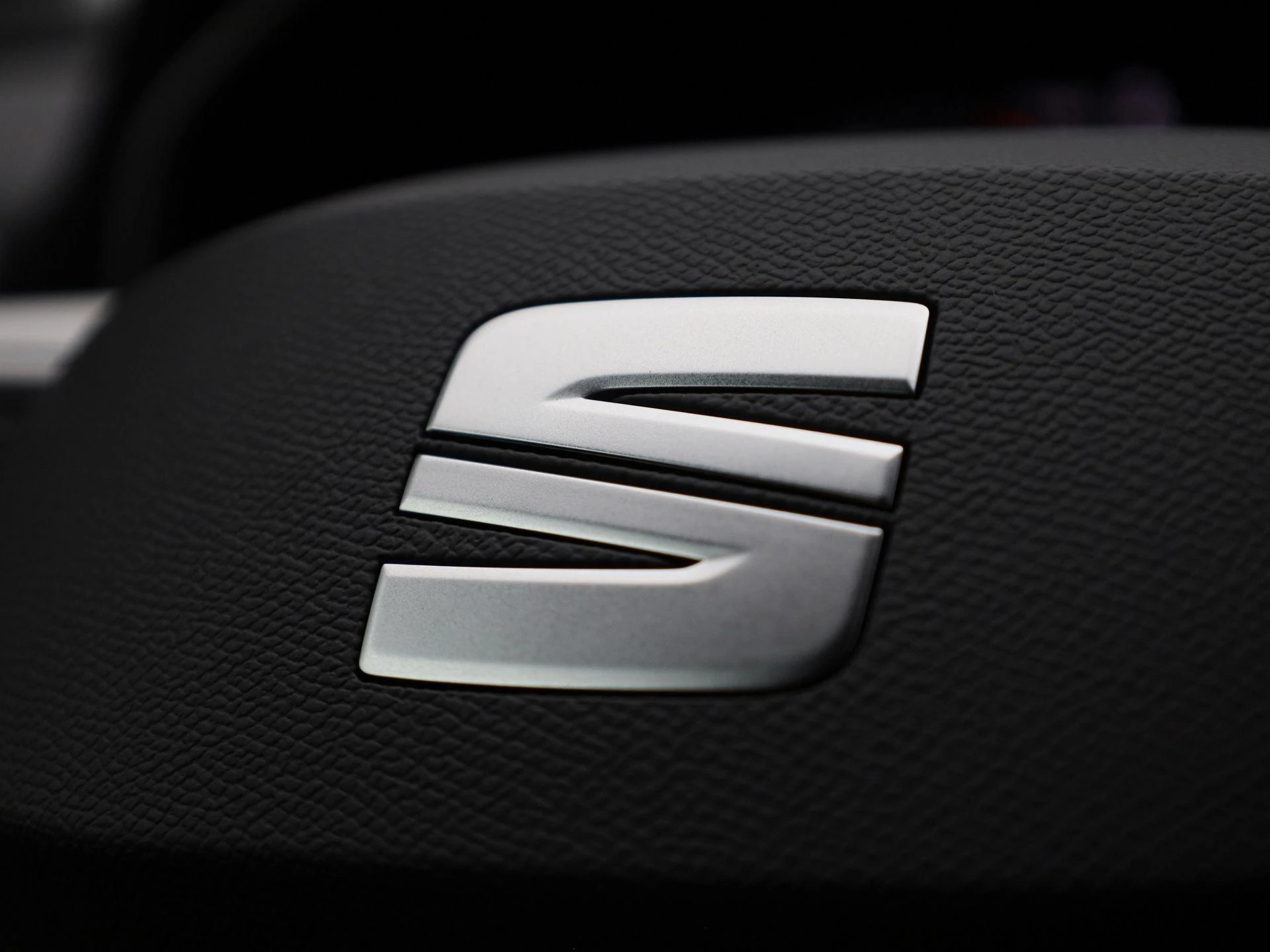 SEAT Leon Sportstourer 1.5 TSI e-Hybrid FR Business
