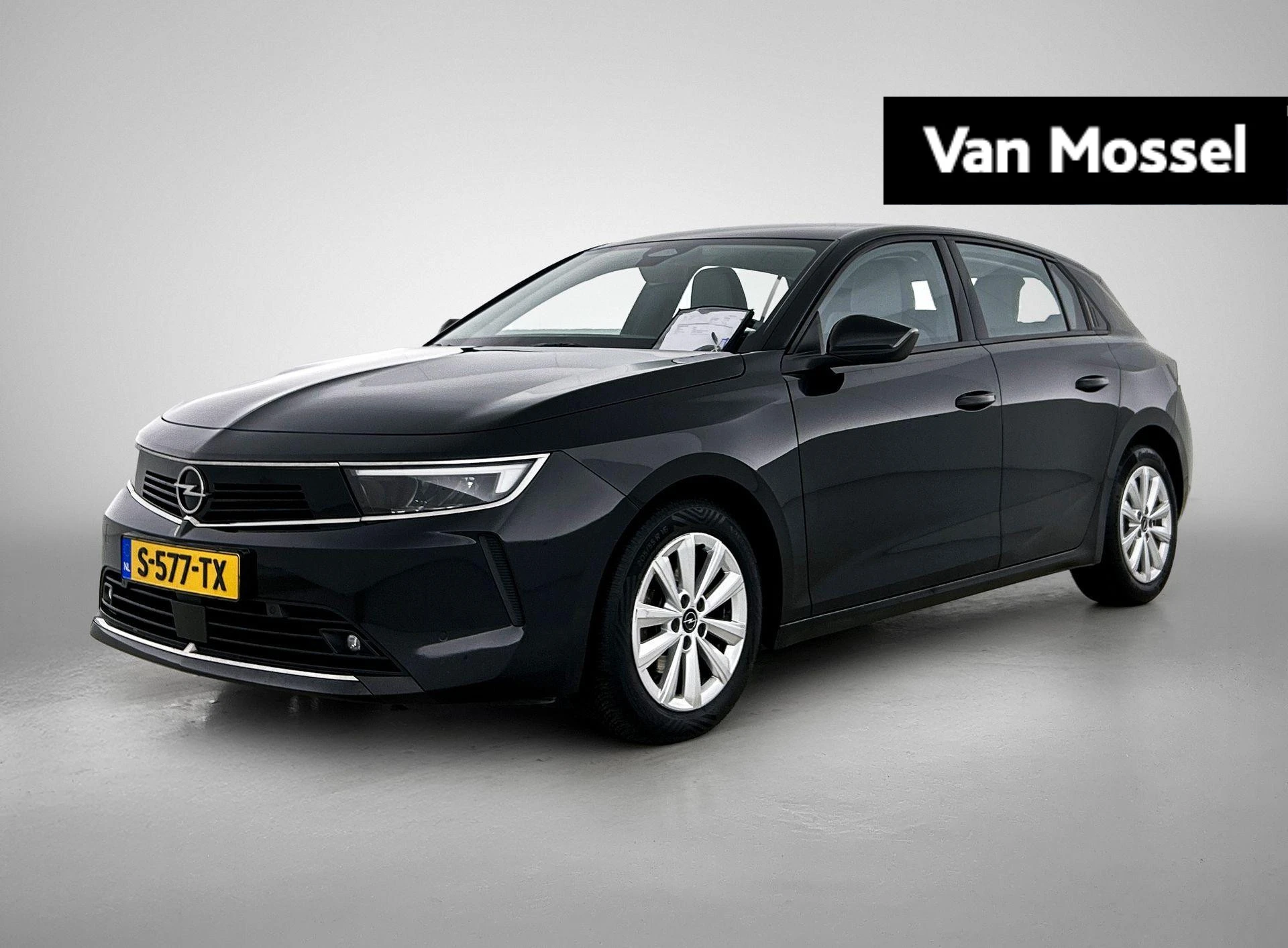 Opel-Astra-image-0