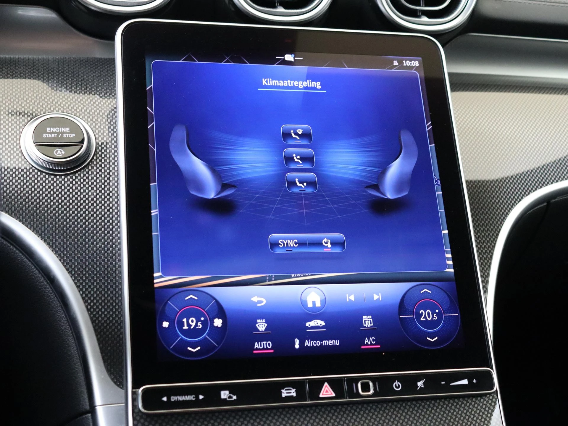 Mercedes-Benz-C-Klasse-image-18