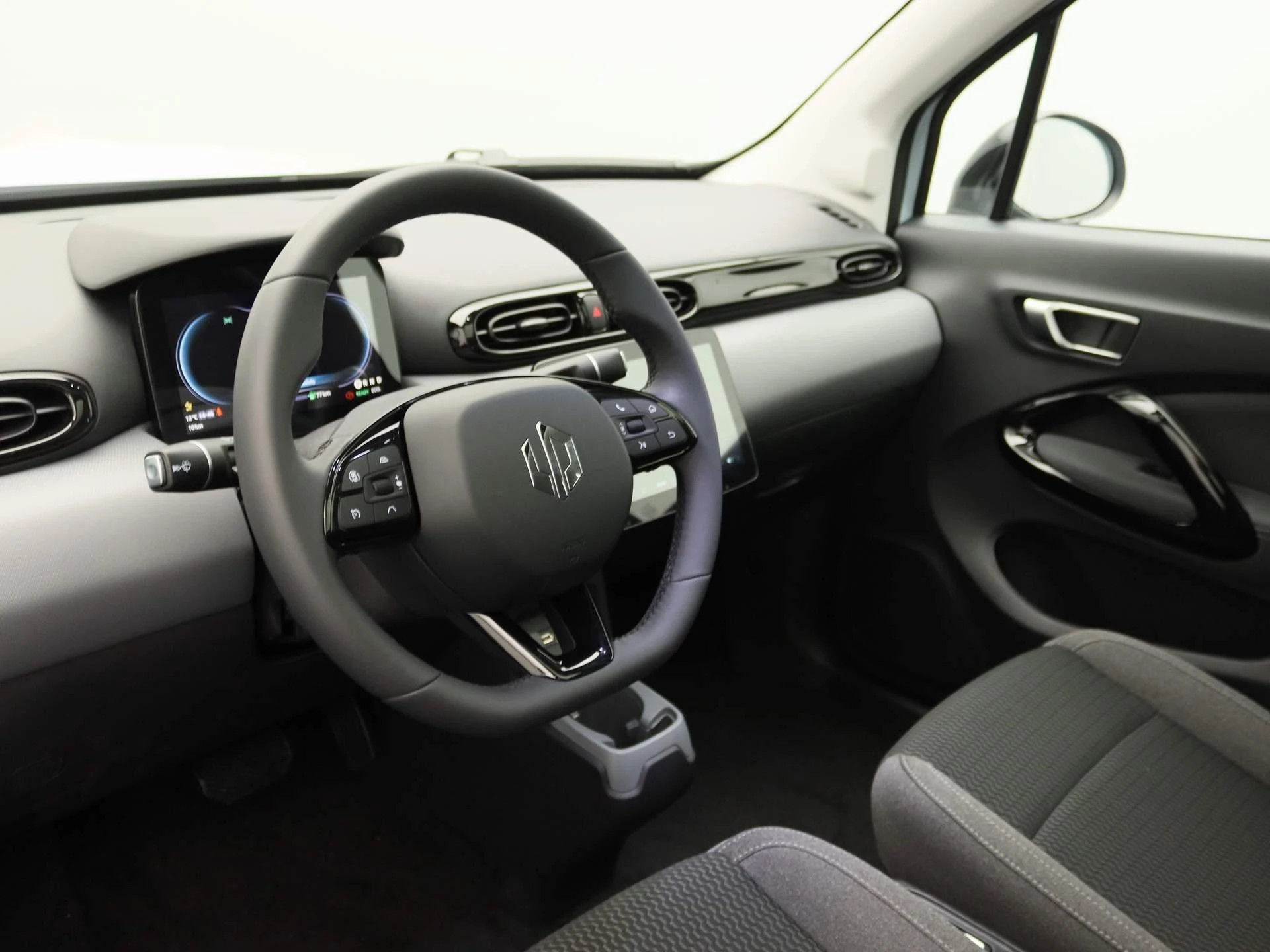 Leapmotor-T03-image-20