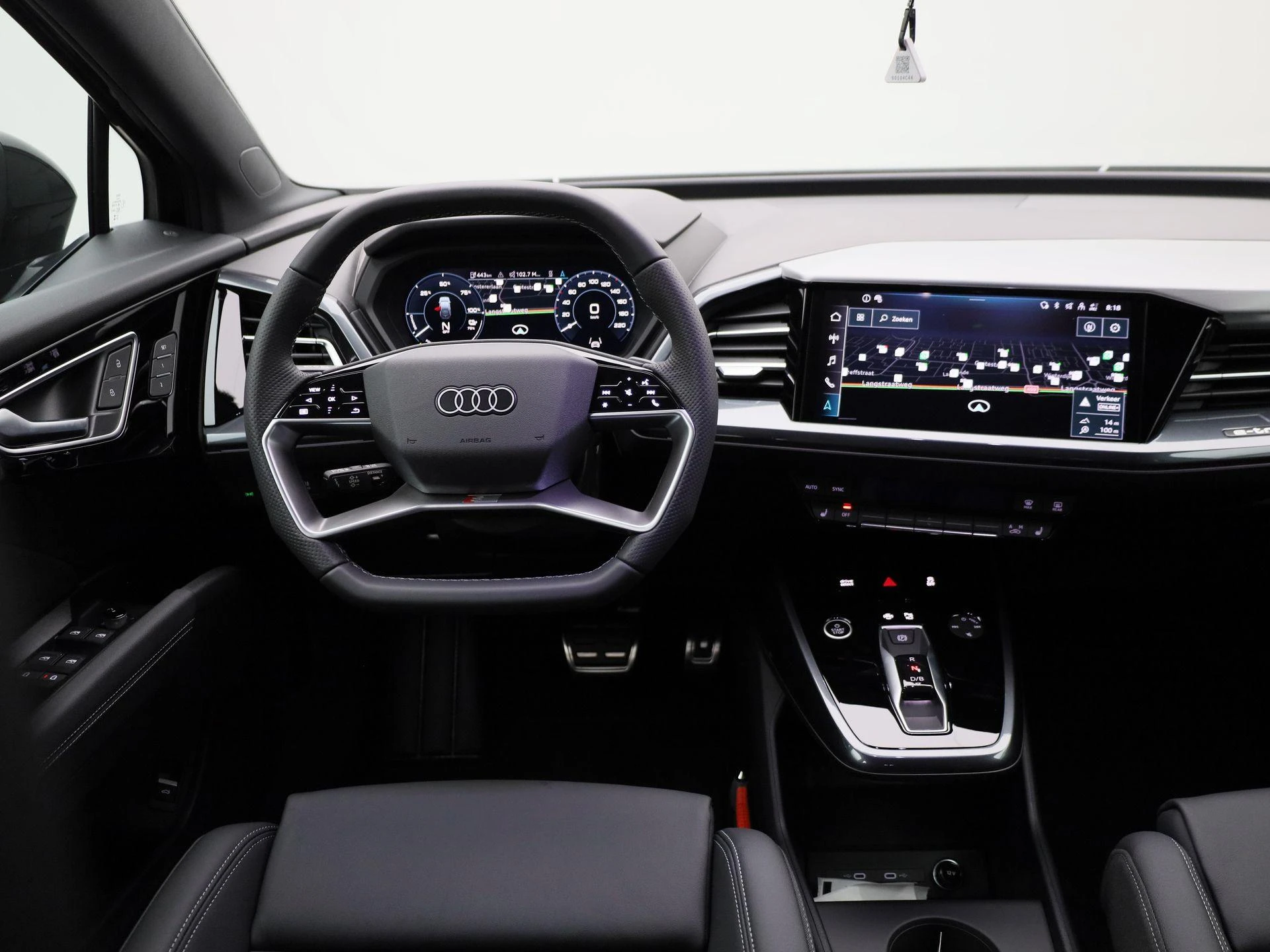 Audi-Q4 Sportback e-tron-image-6