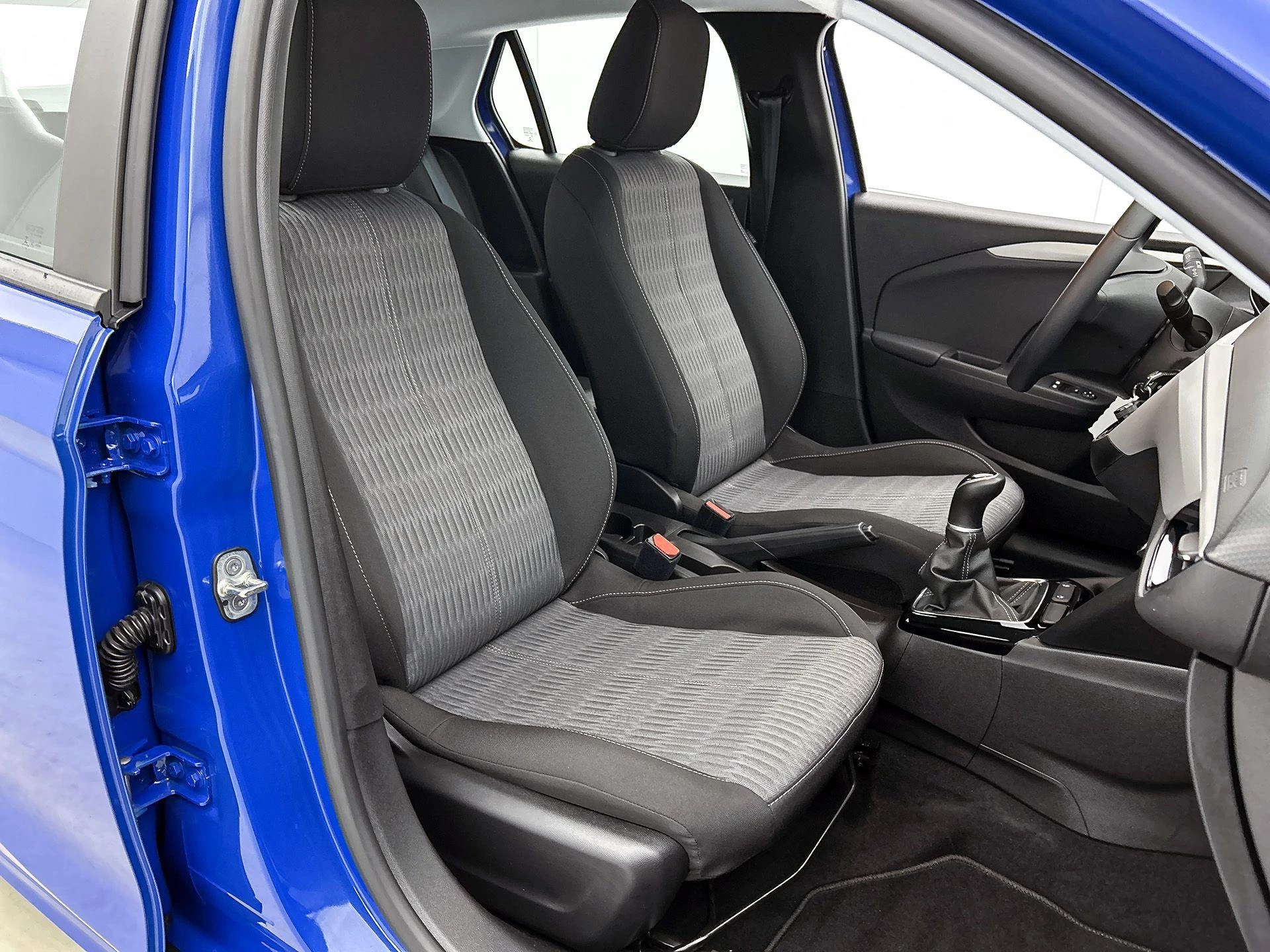 Opel-Corsa-image-31