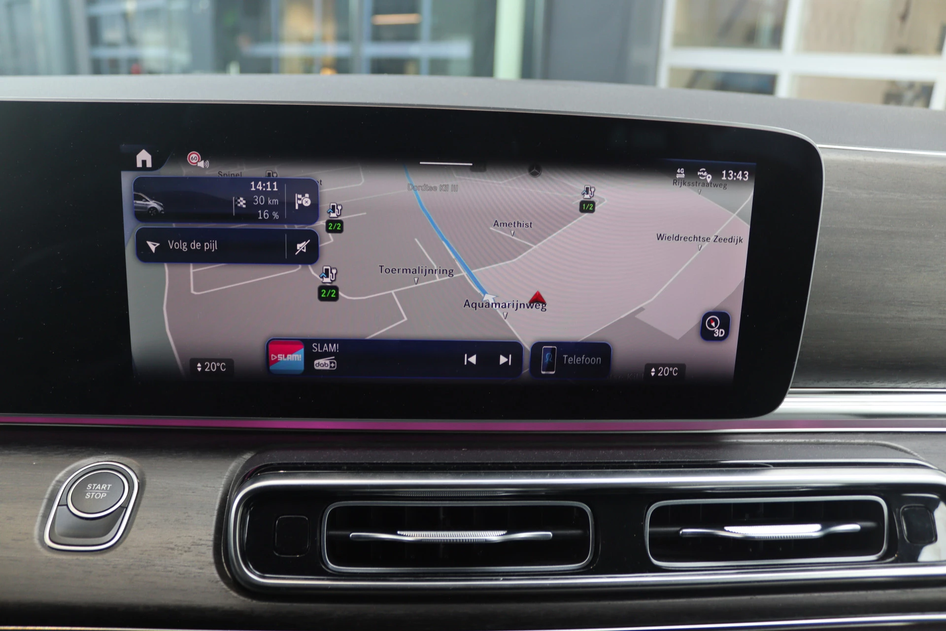 Mercedes-Benz-EQV-image-10