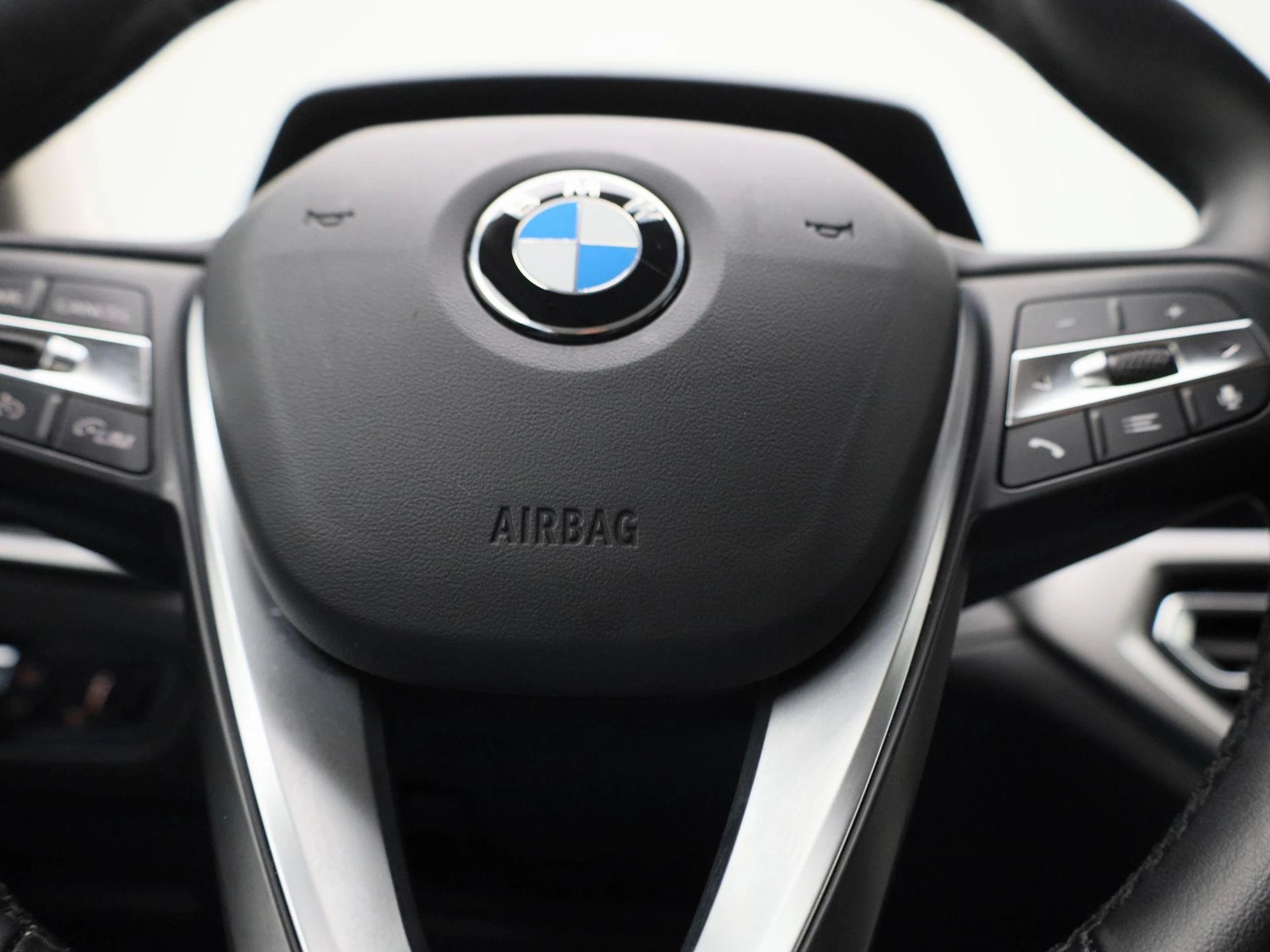 BMW-3 Serie-image-24