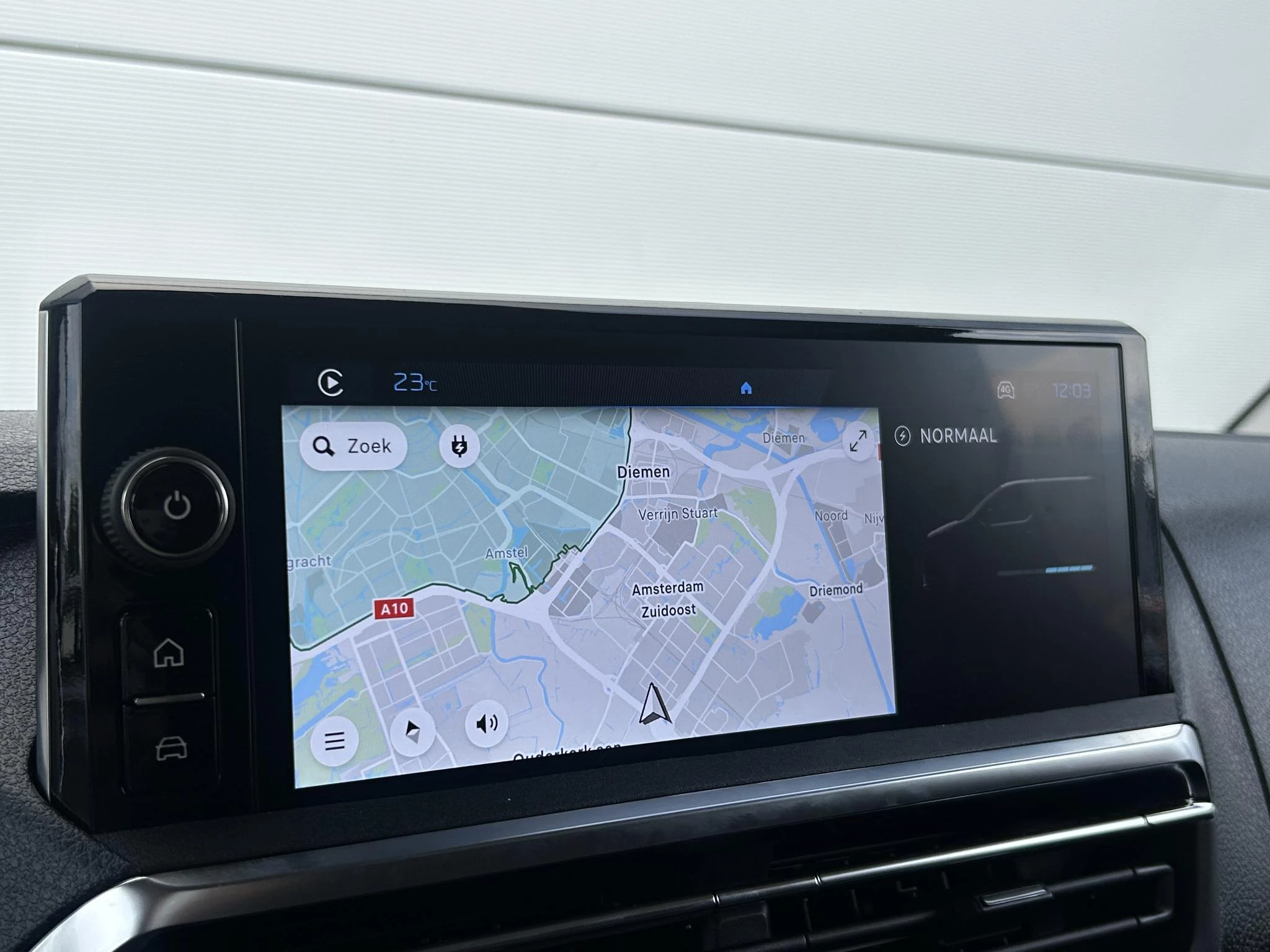 Peugeot-e-Expert-image-13