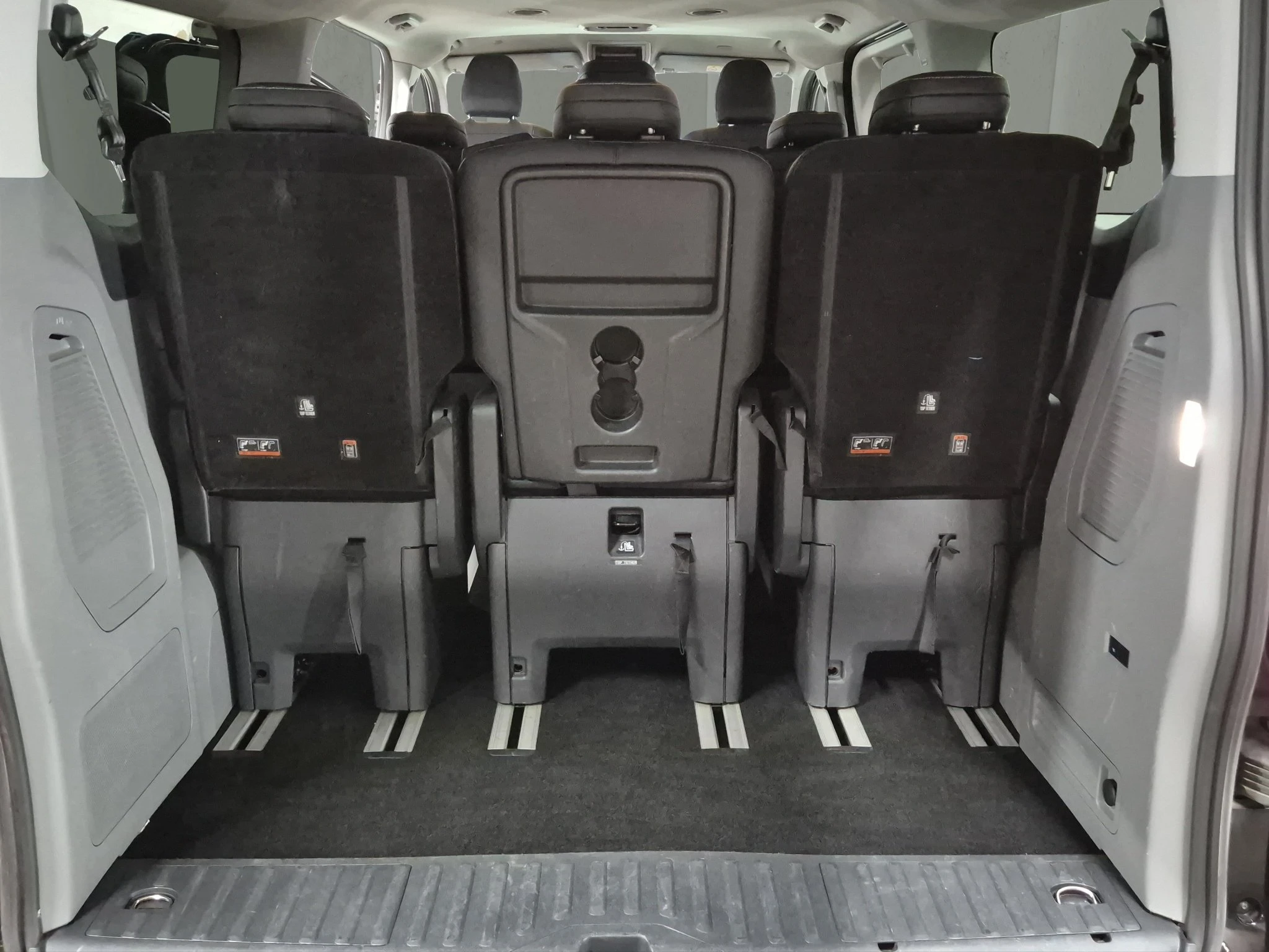Ford-Tourneo Custom-image-16