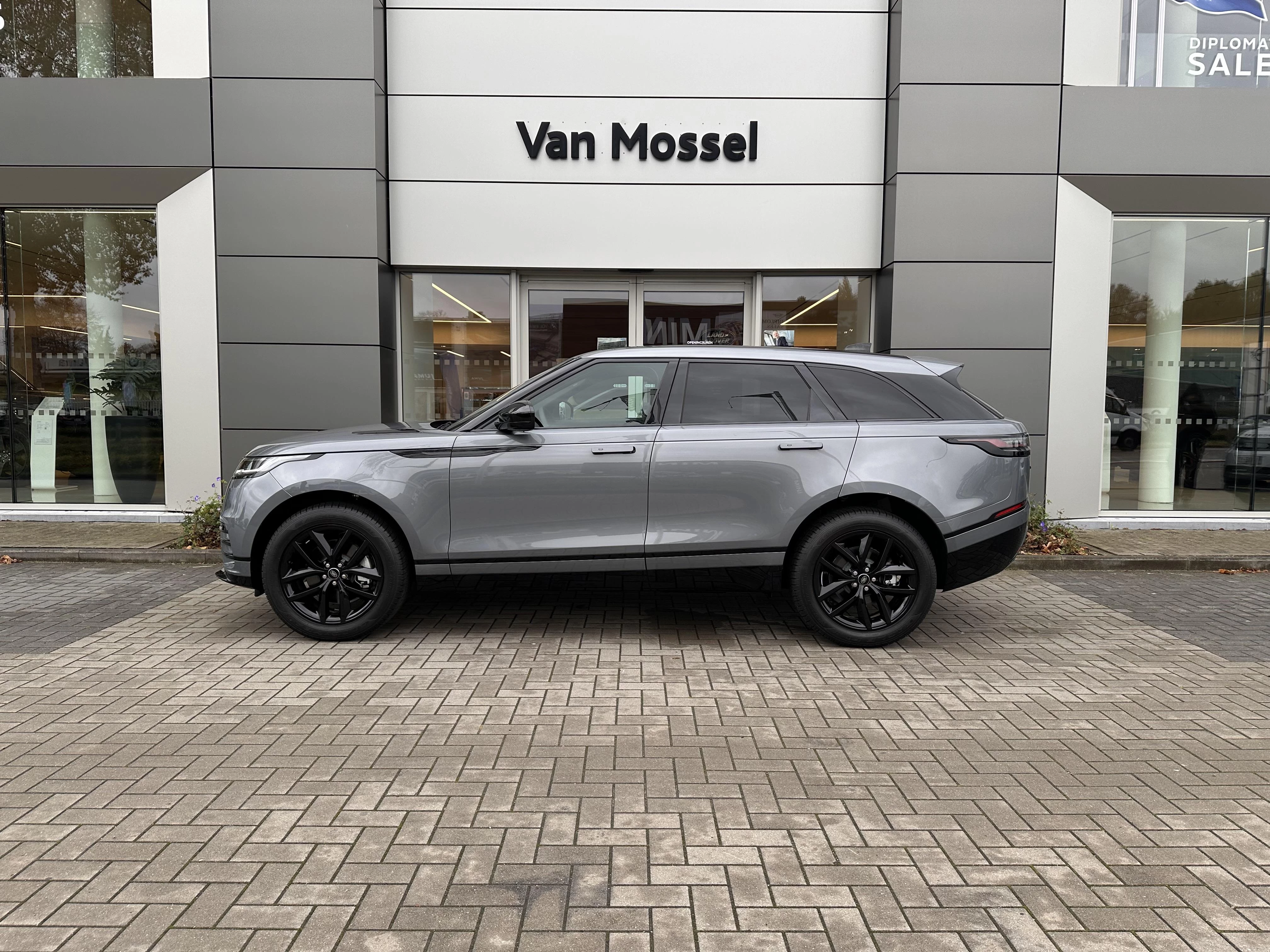 Land Rover-Range Rover Velar-image-1