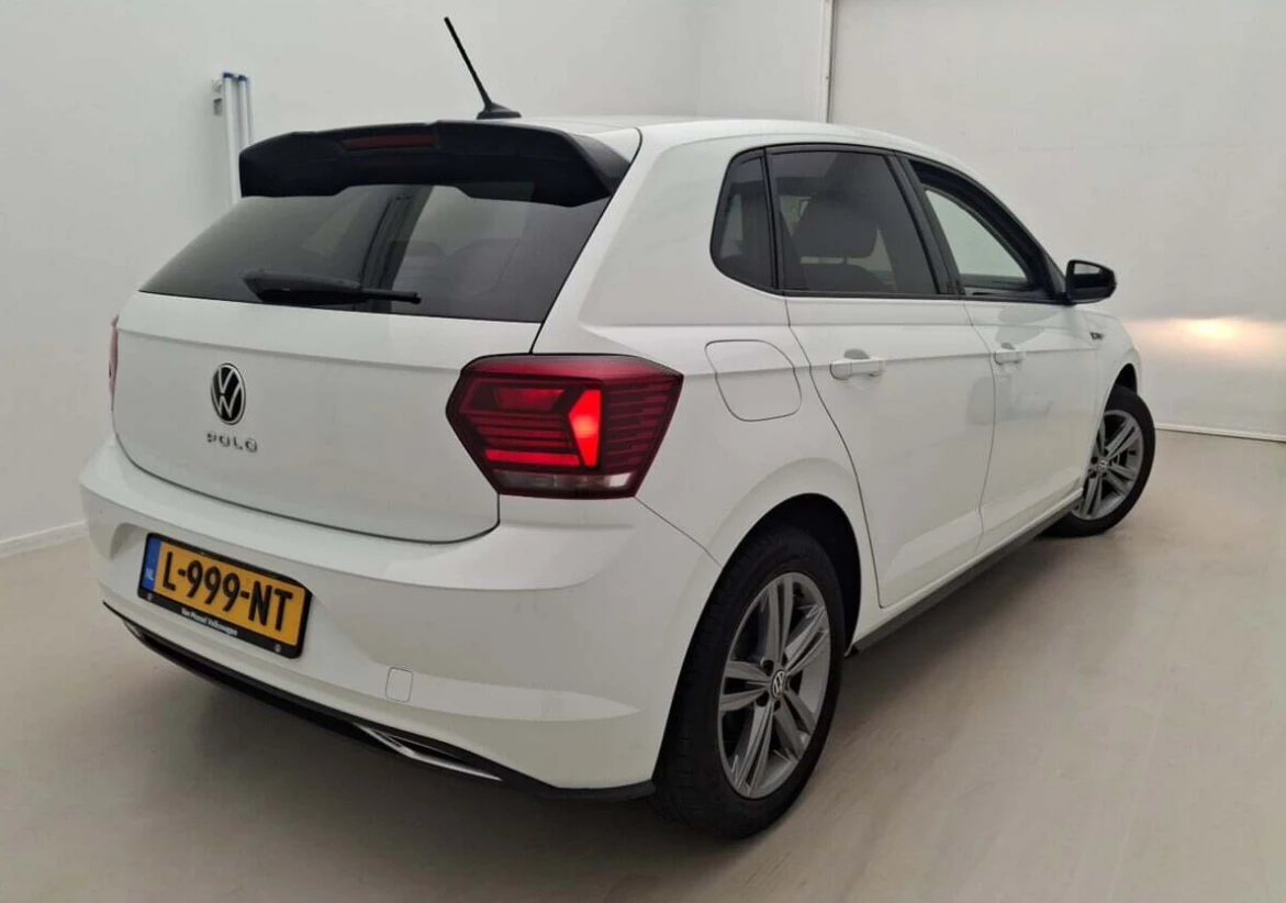 Volkswagen-Polo-image-1