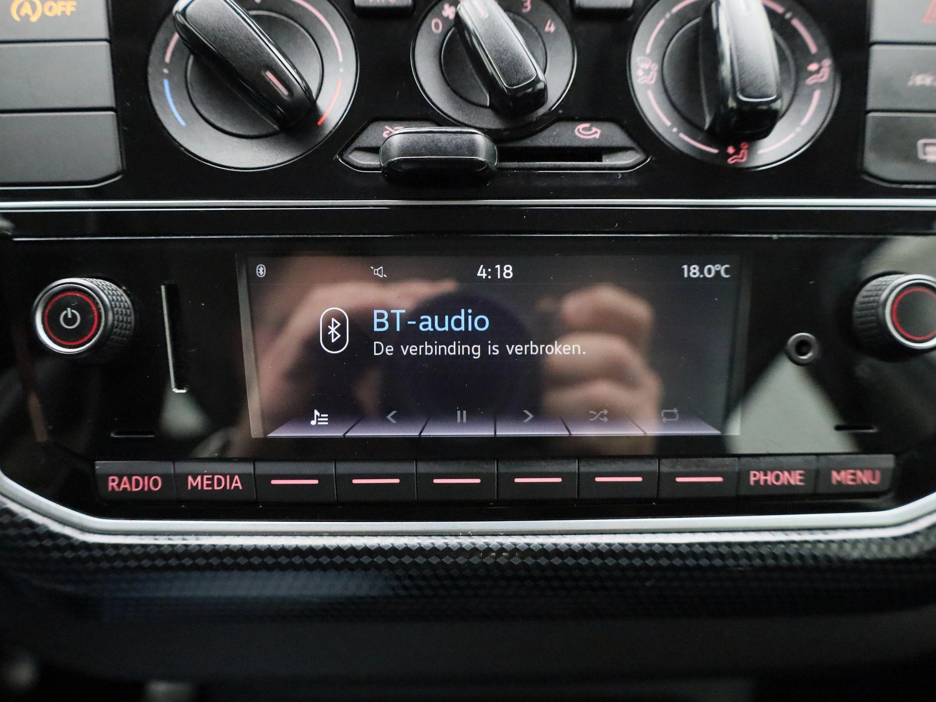 Volkswagen-up!-image-15