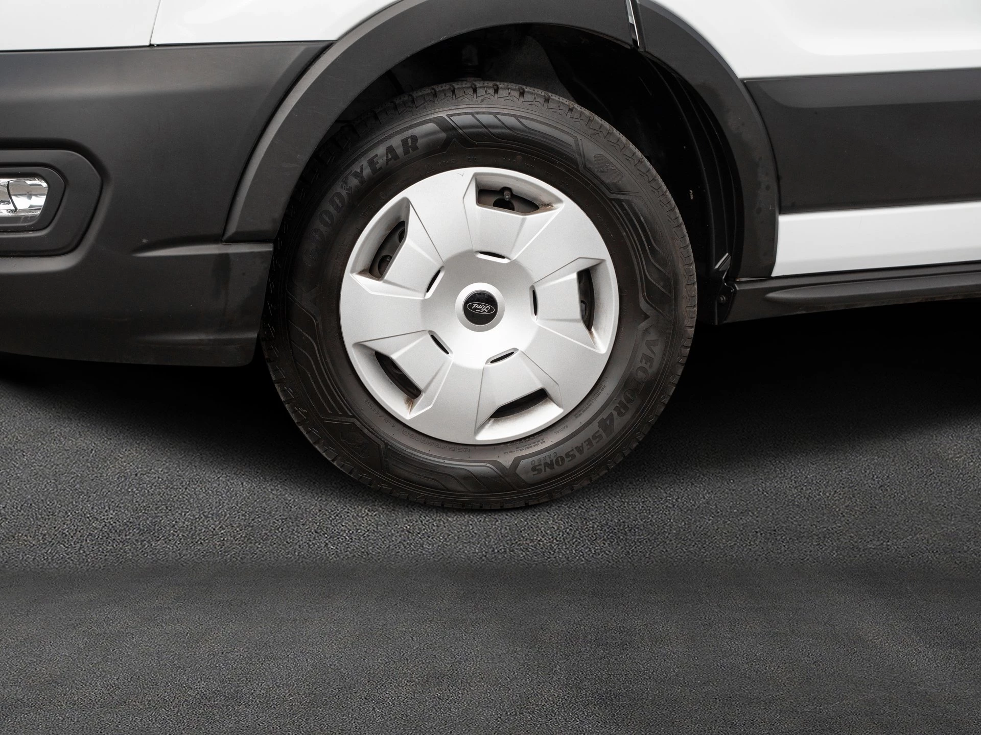 Ford-Transit-image-5