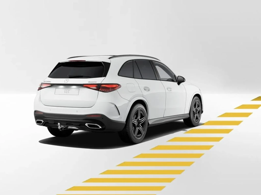 Mercedes-Benz-GLC 220 d-image-6
