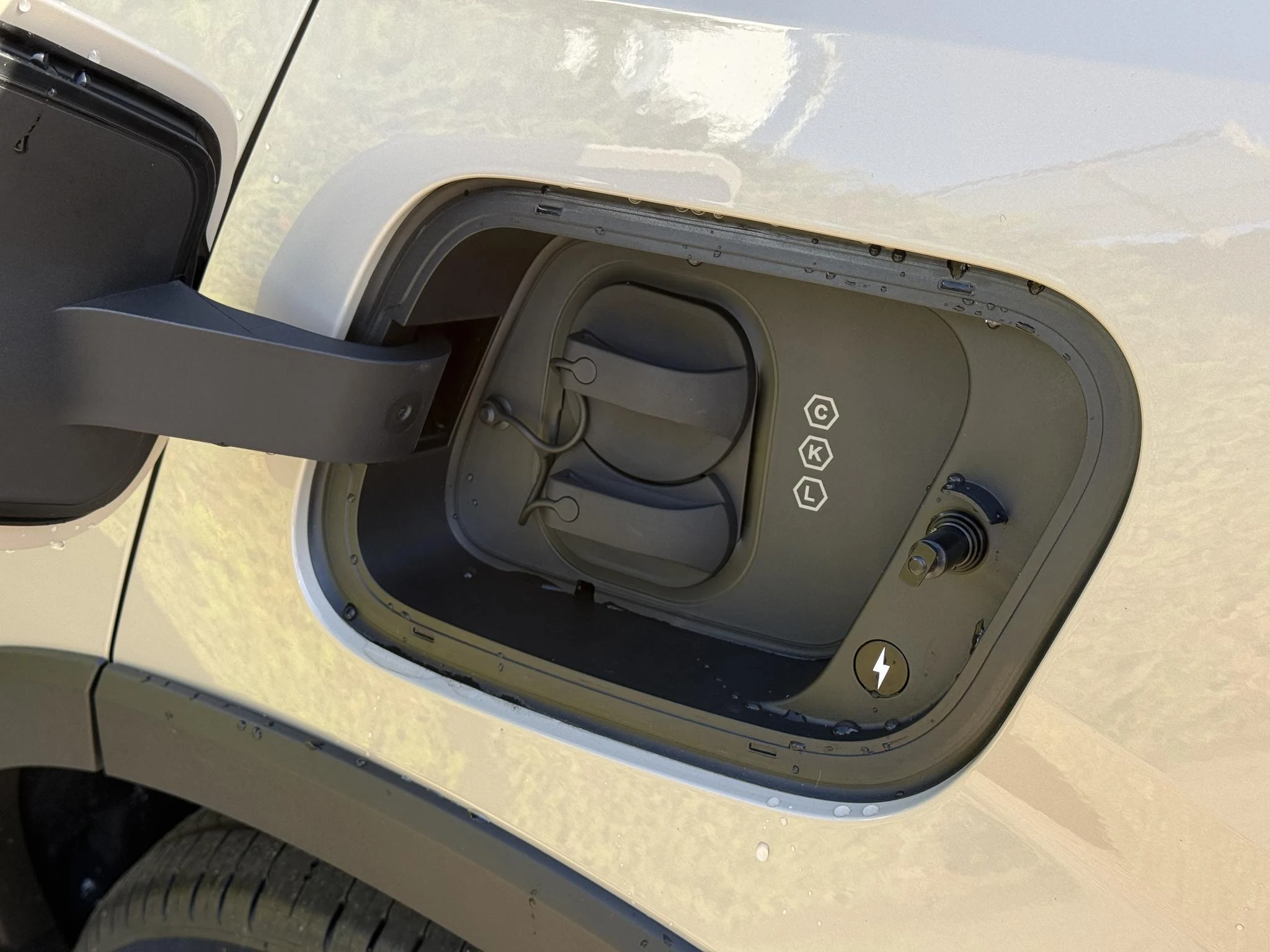 Volvo-EX30-image-16