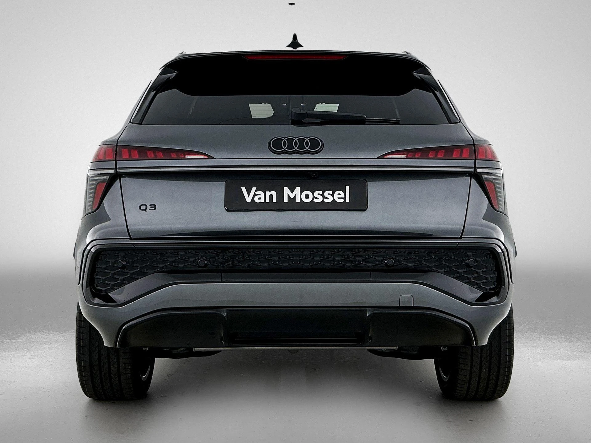 Audi-Q3-image-2