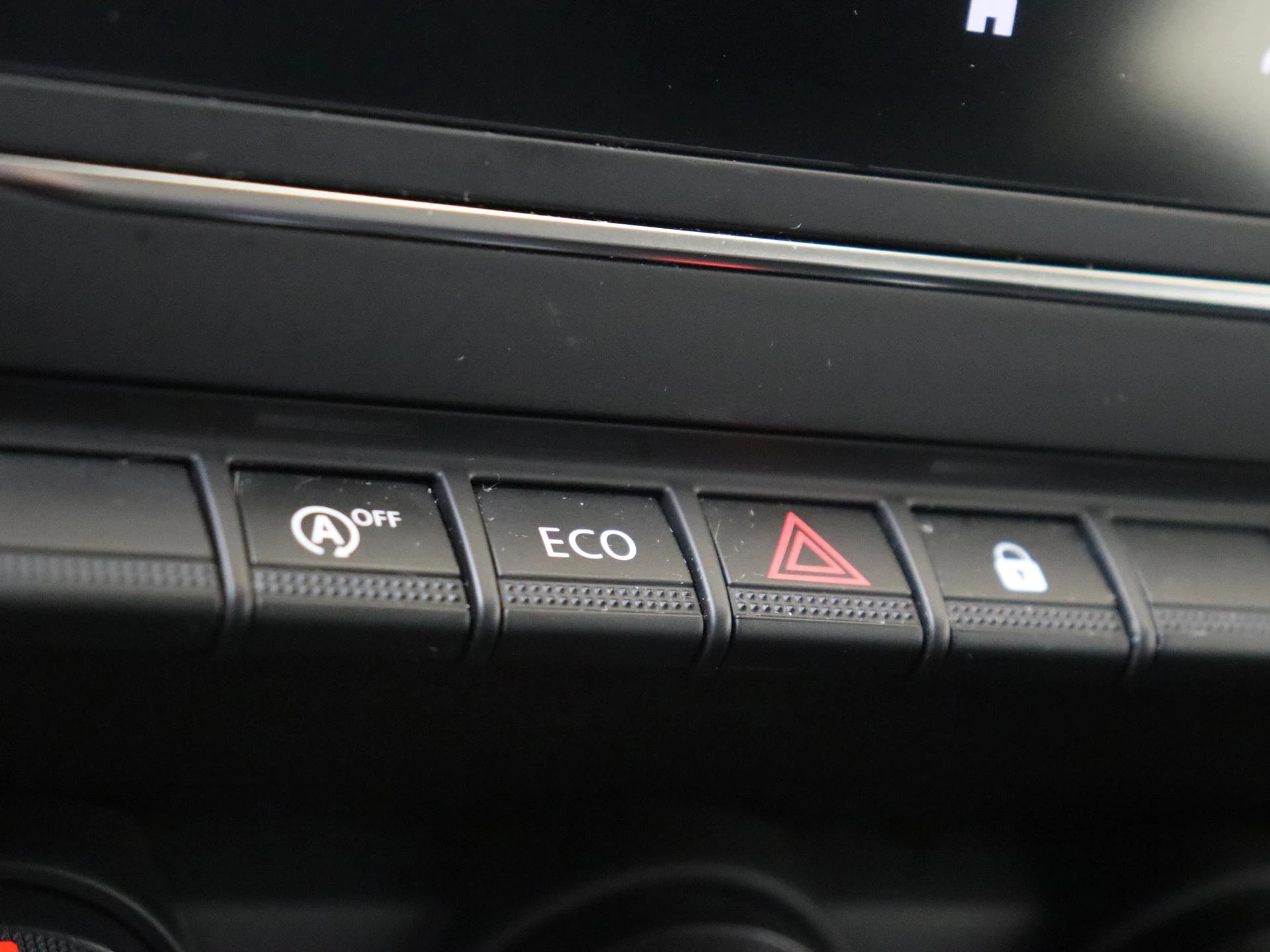 Renault-Captur-image-19