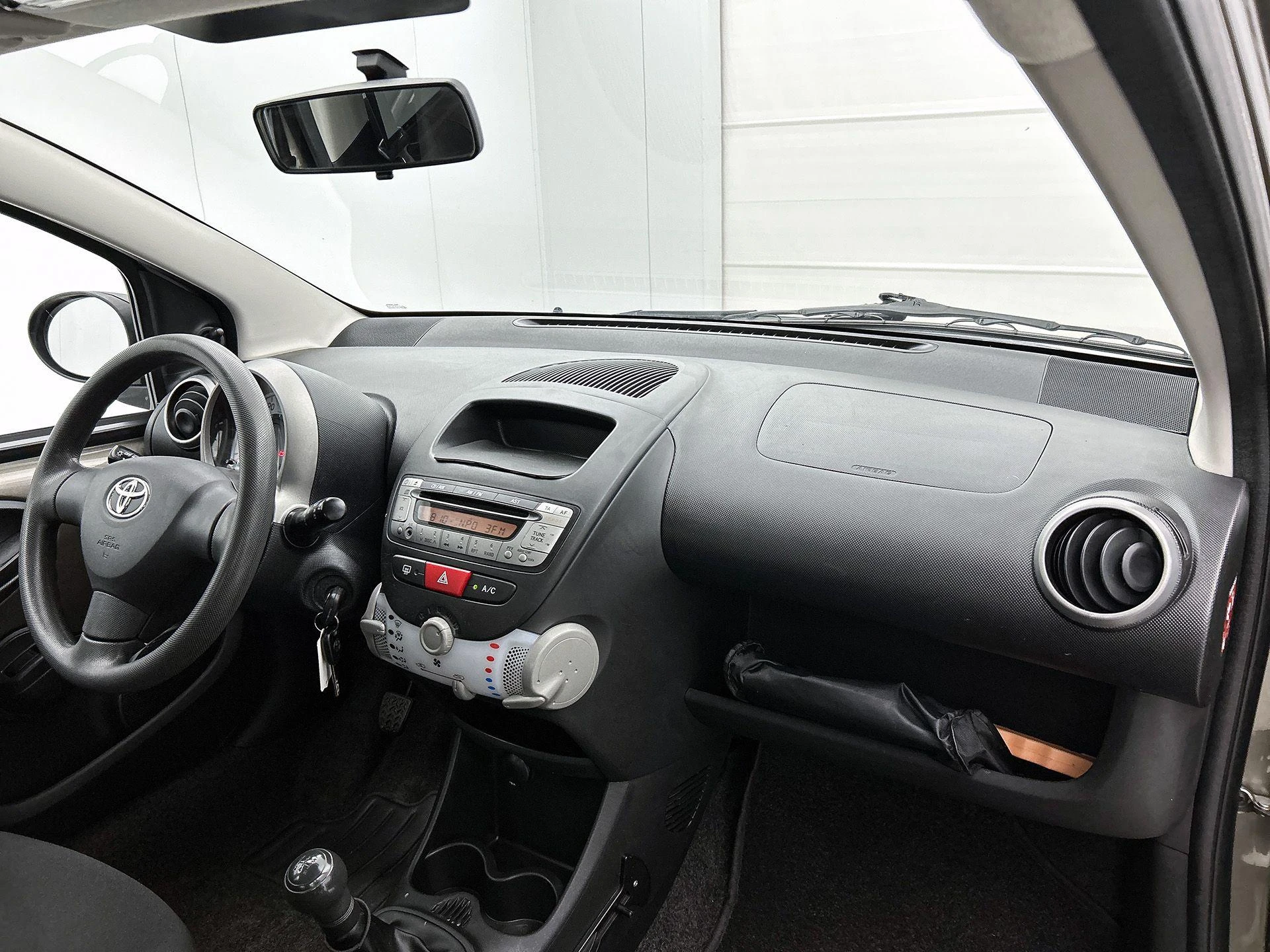 Toyota-Aygo-image-10