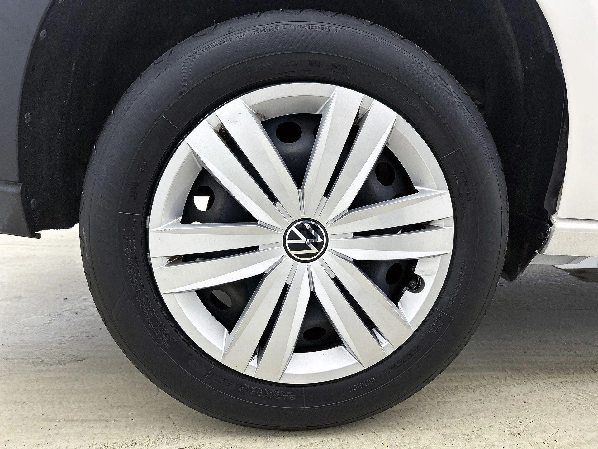 Volkswagen-Caddy-image-31