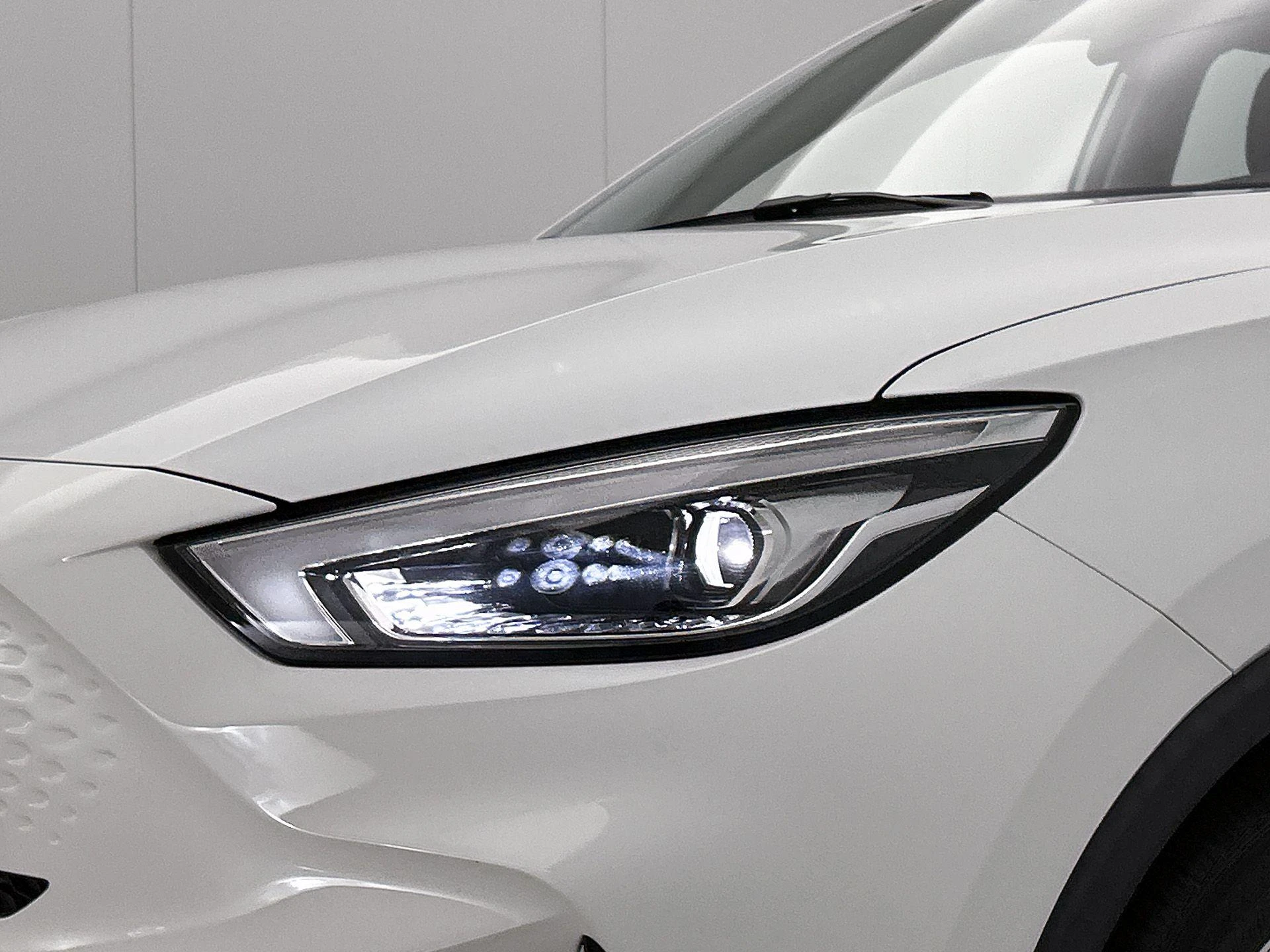 MG-ZS EV-image-33