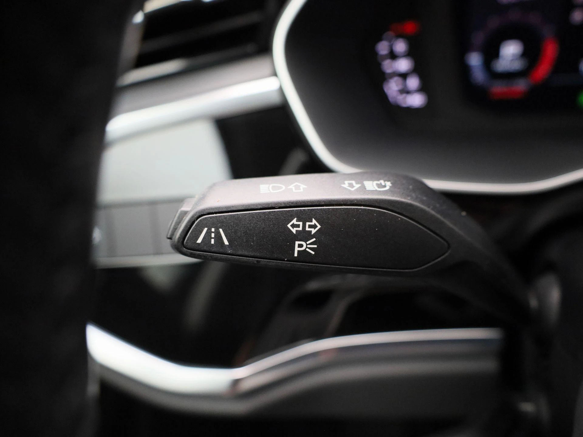 Audi-Q3-image-25
