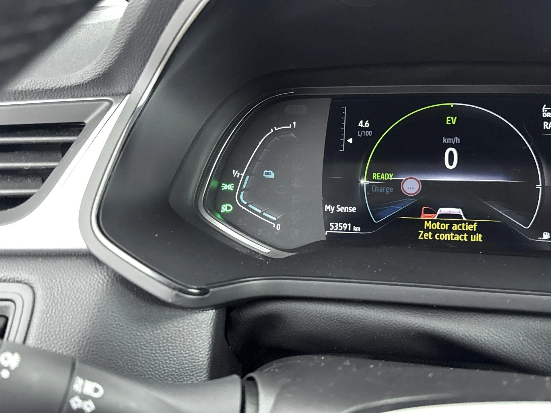 Renault-Captur-image-8