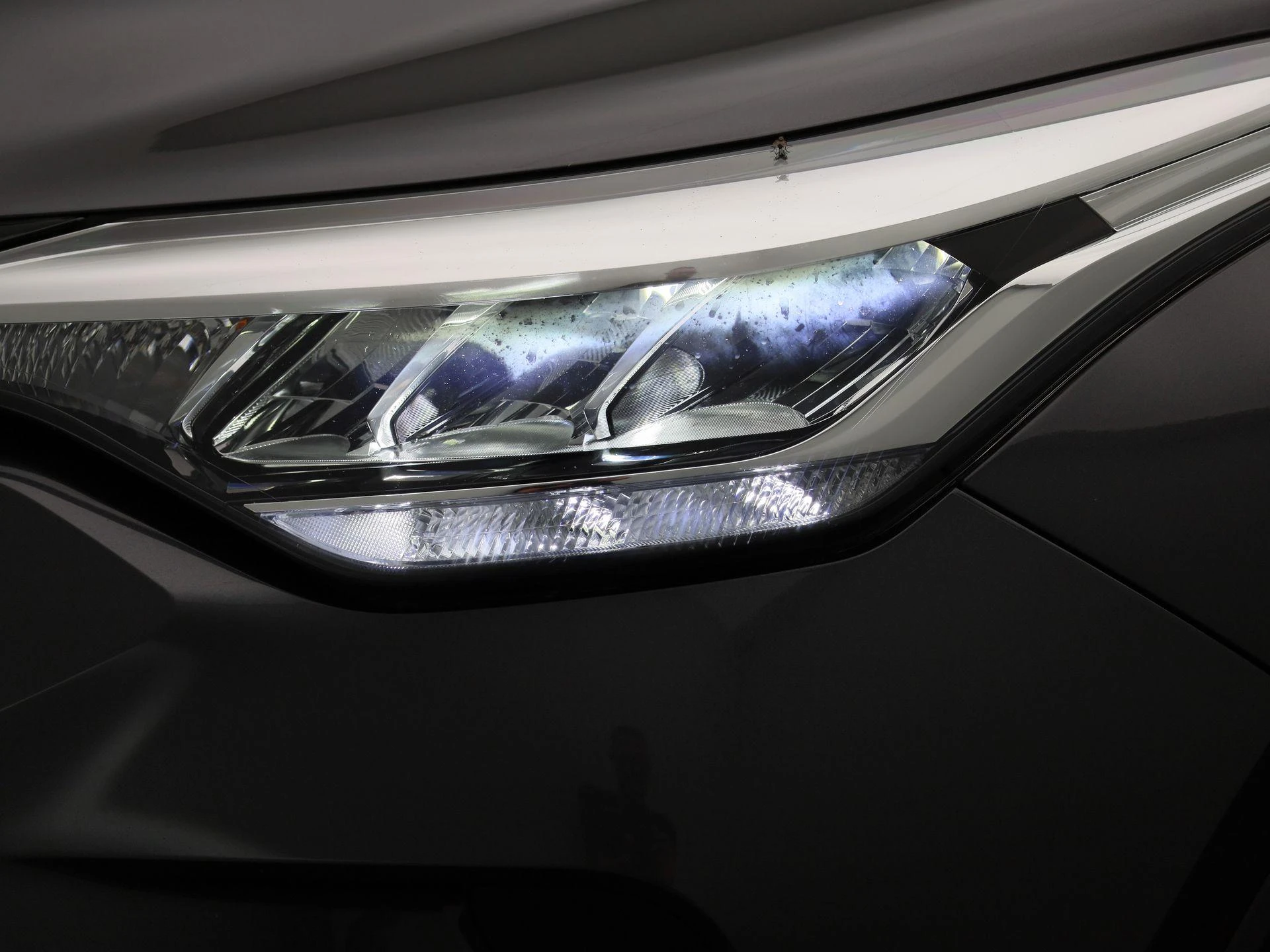 Toyota-C-HR-image-12