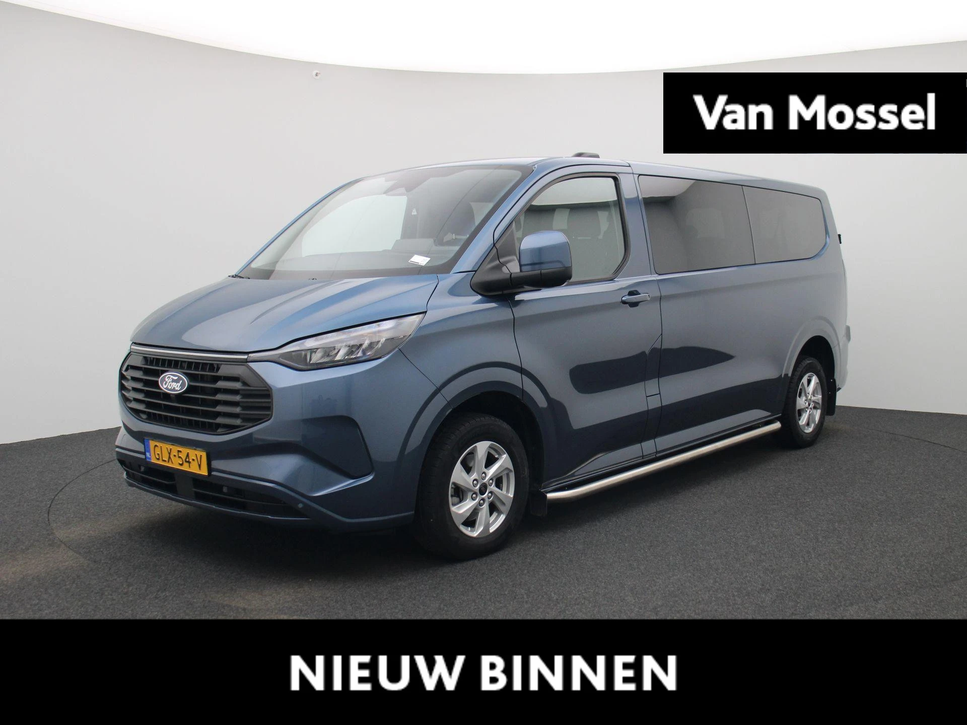 Ford-Transit Custom-image-0