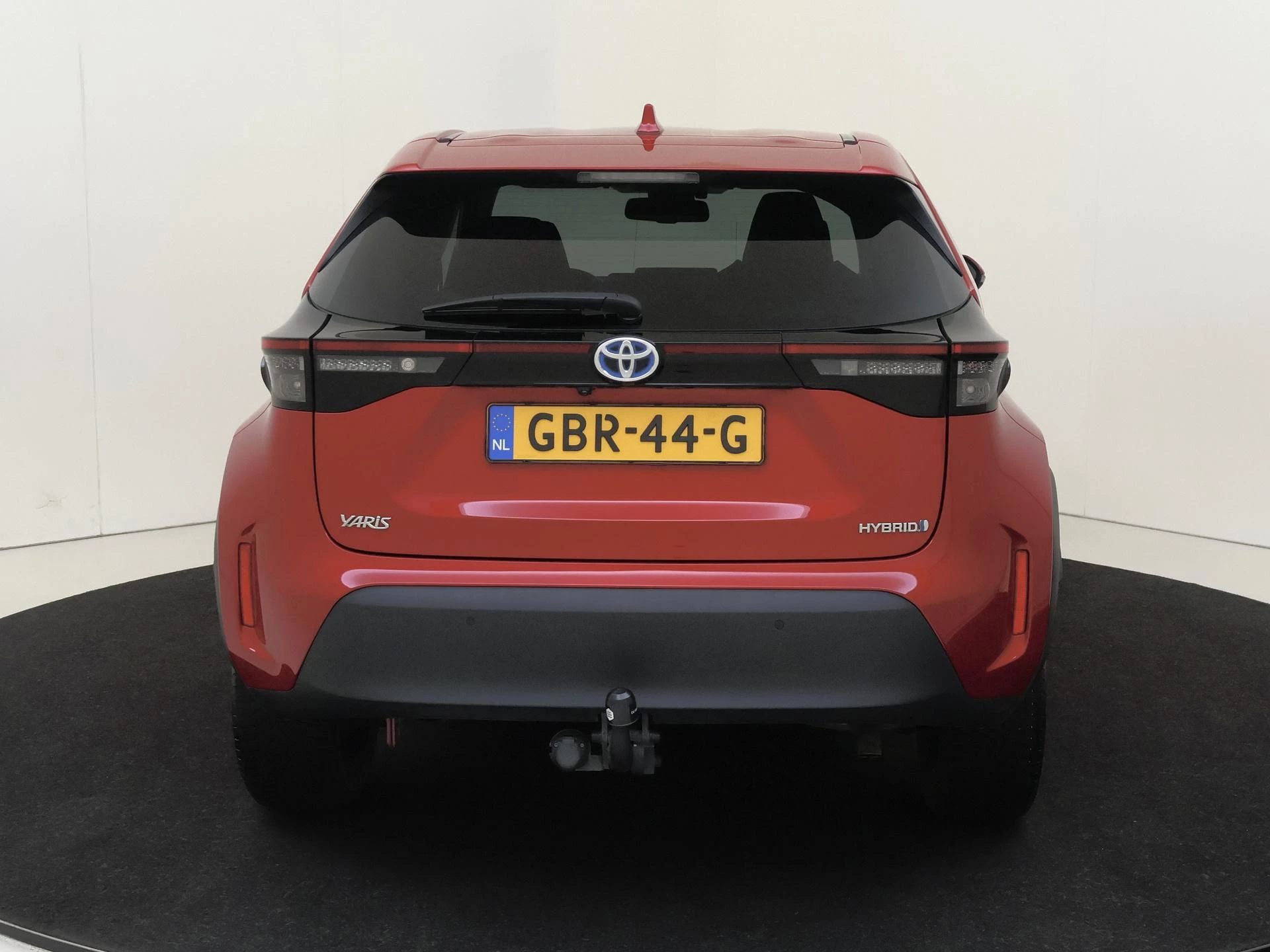 Toyota-Yaris Cross-image-9