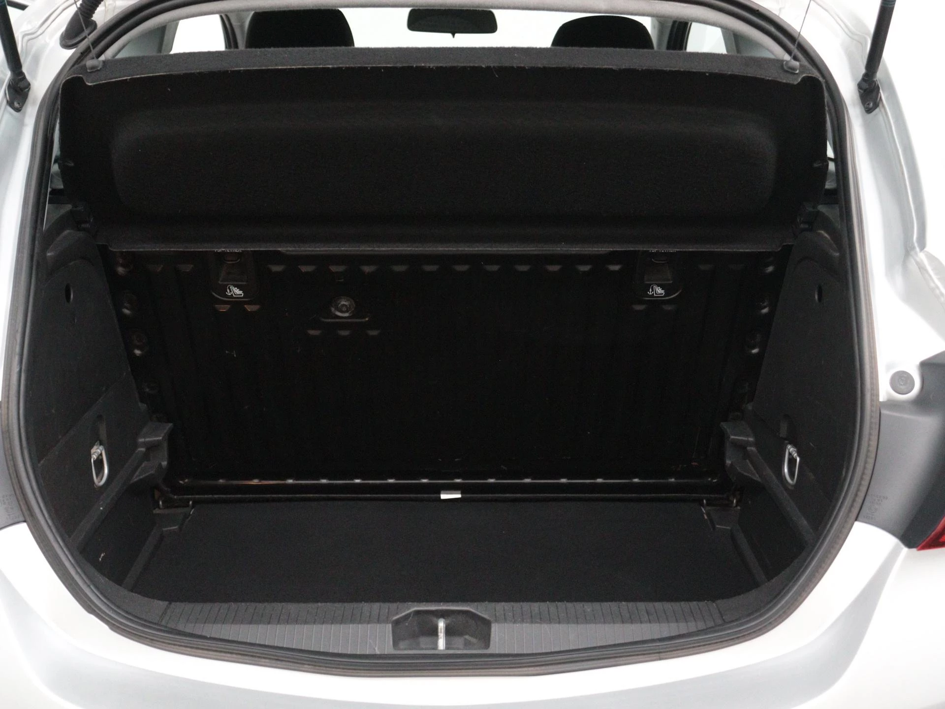 Opel-Corsa-image-11