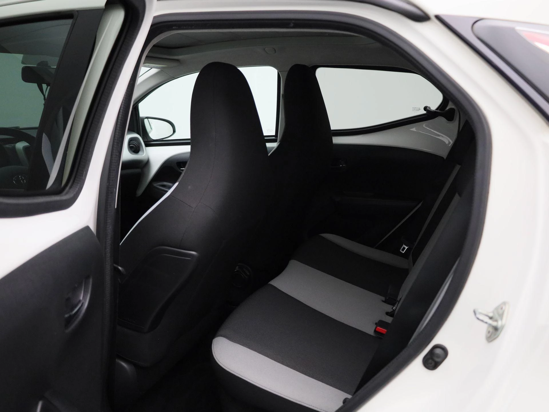 Toyota Aygo 1.0 VVT-i x-wave