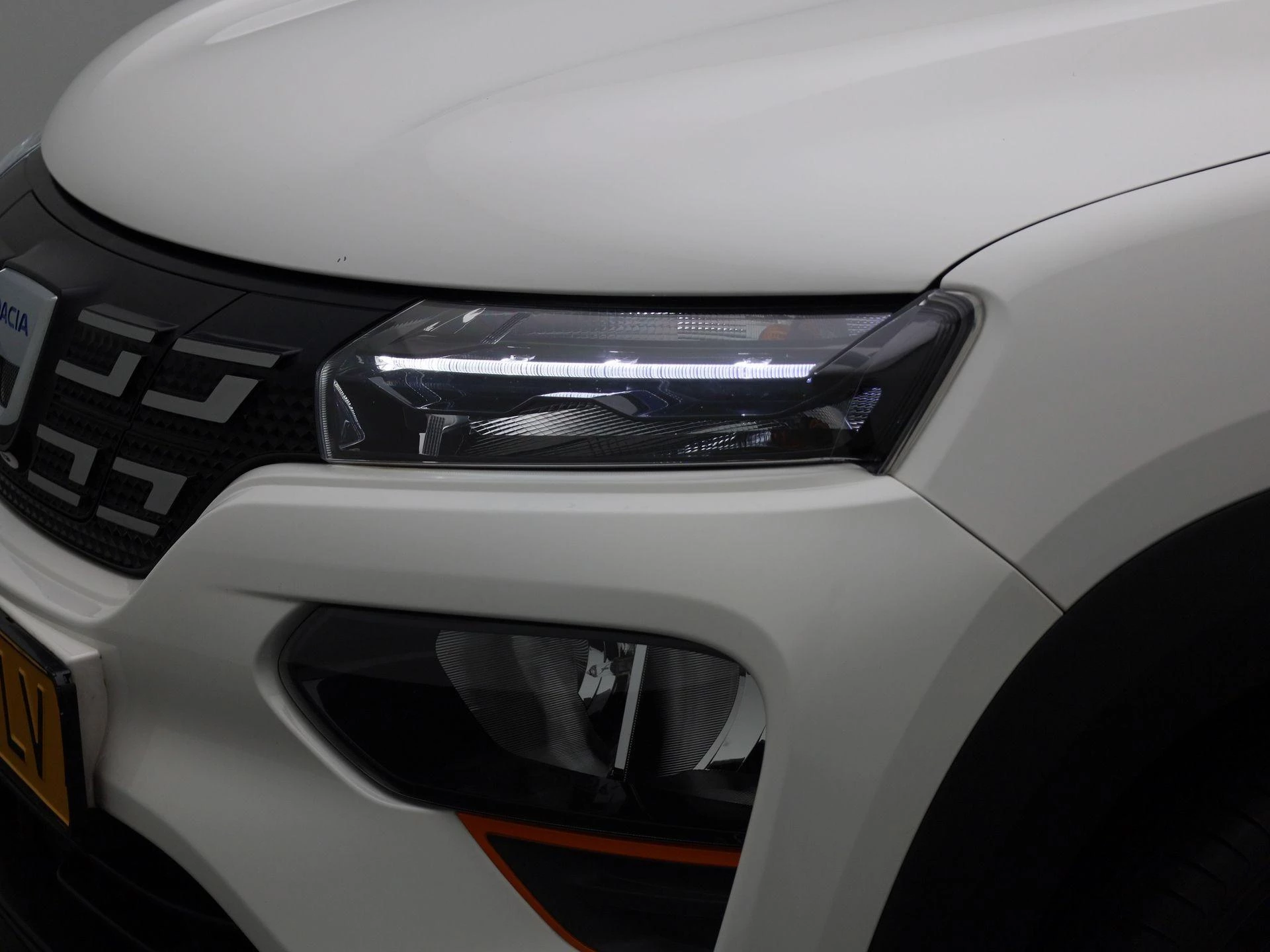 Dacia-Spring-image-11