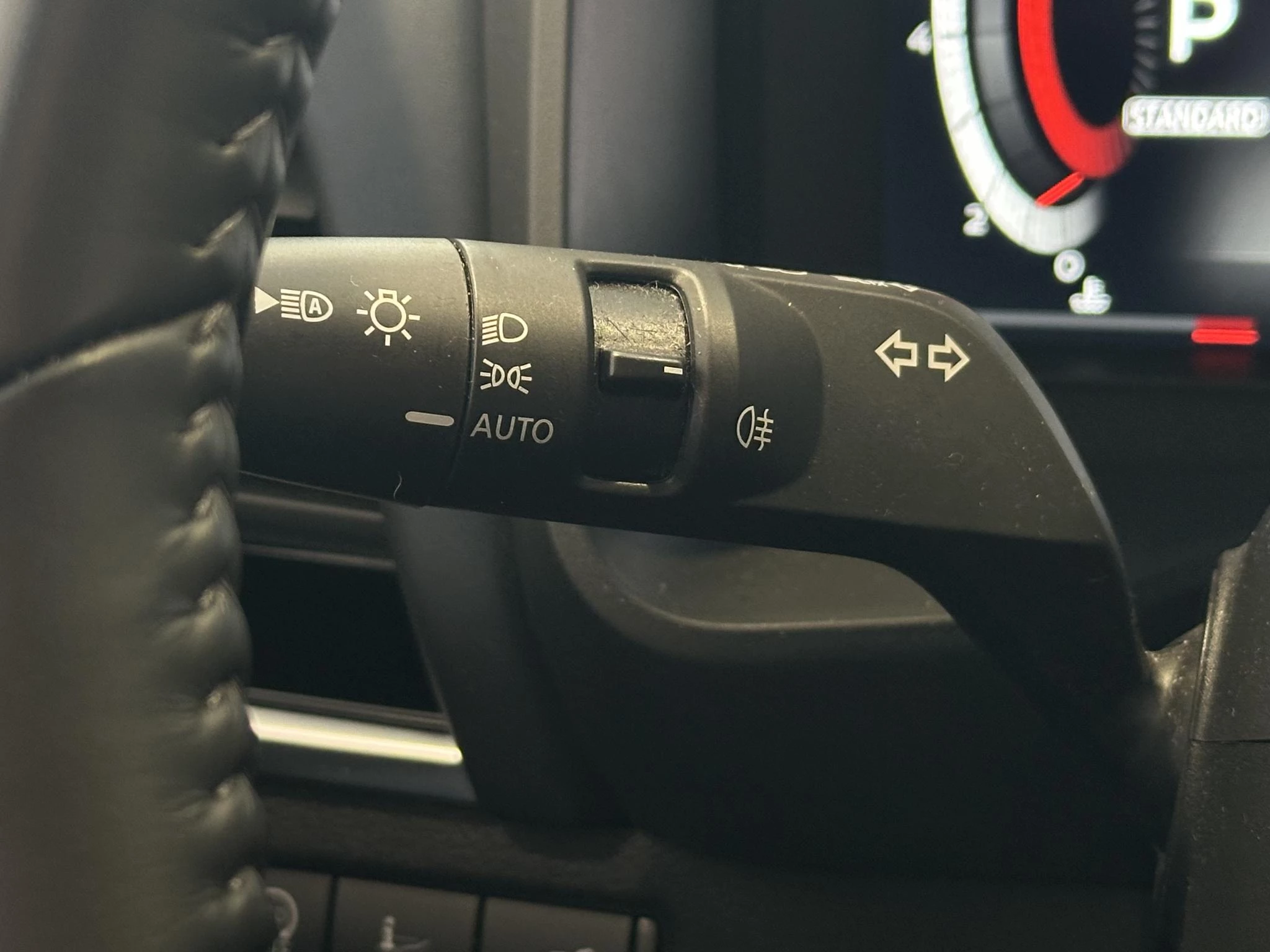 Nissan-QASHQAI-image-23