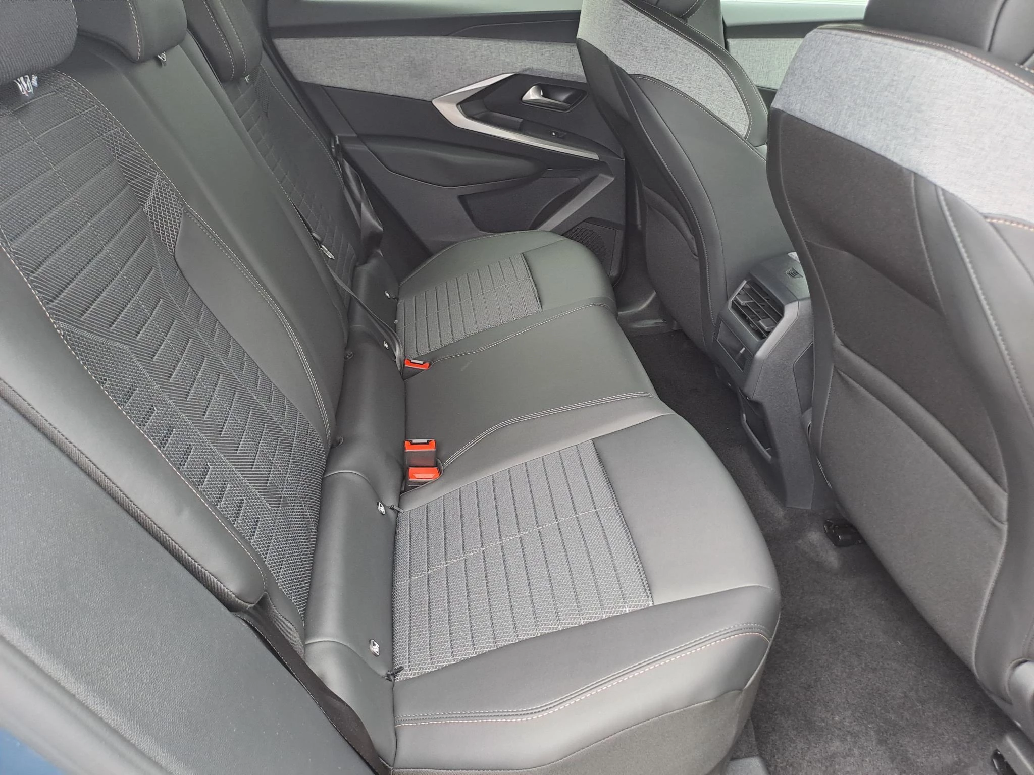 Peugeot-3008-image-8