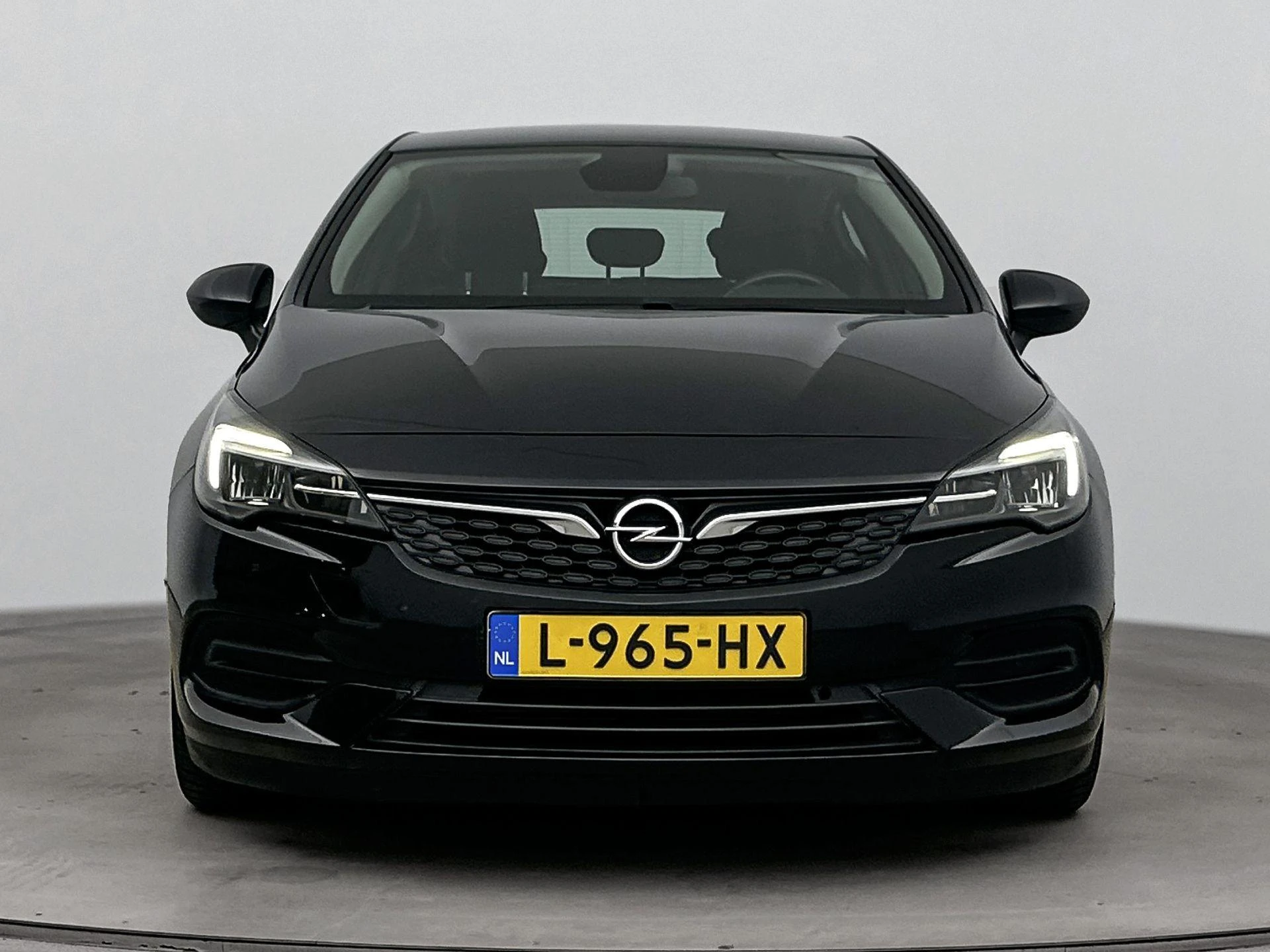 Opel-Astra-image-4