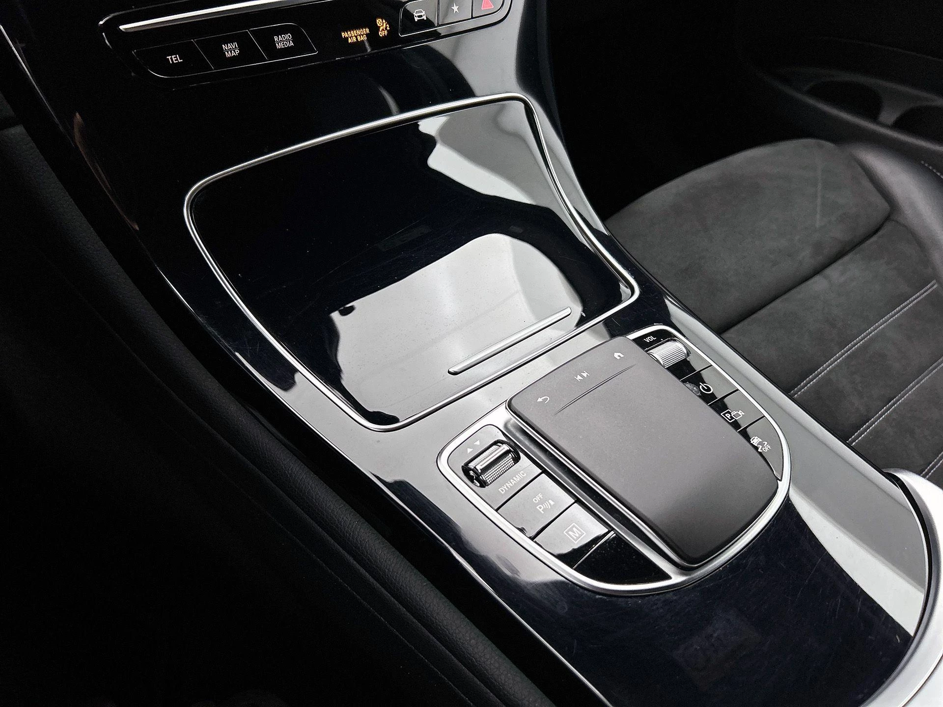 Mercedes-Benz GLC 300e 4MATIC AMG Line