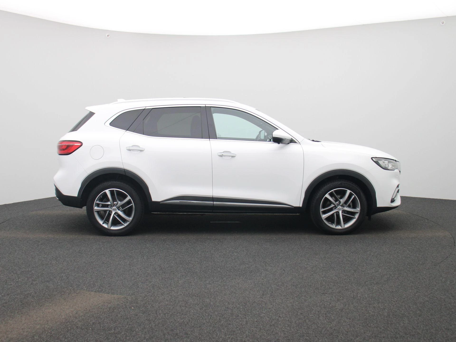 MG EHS 1.5 TGDI PHEV Luxury