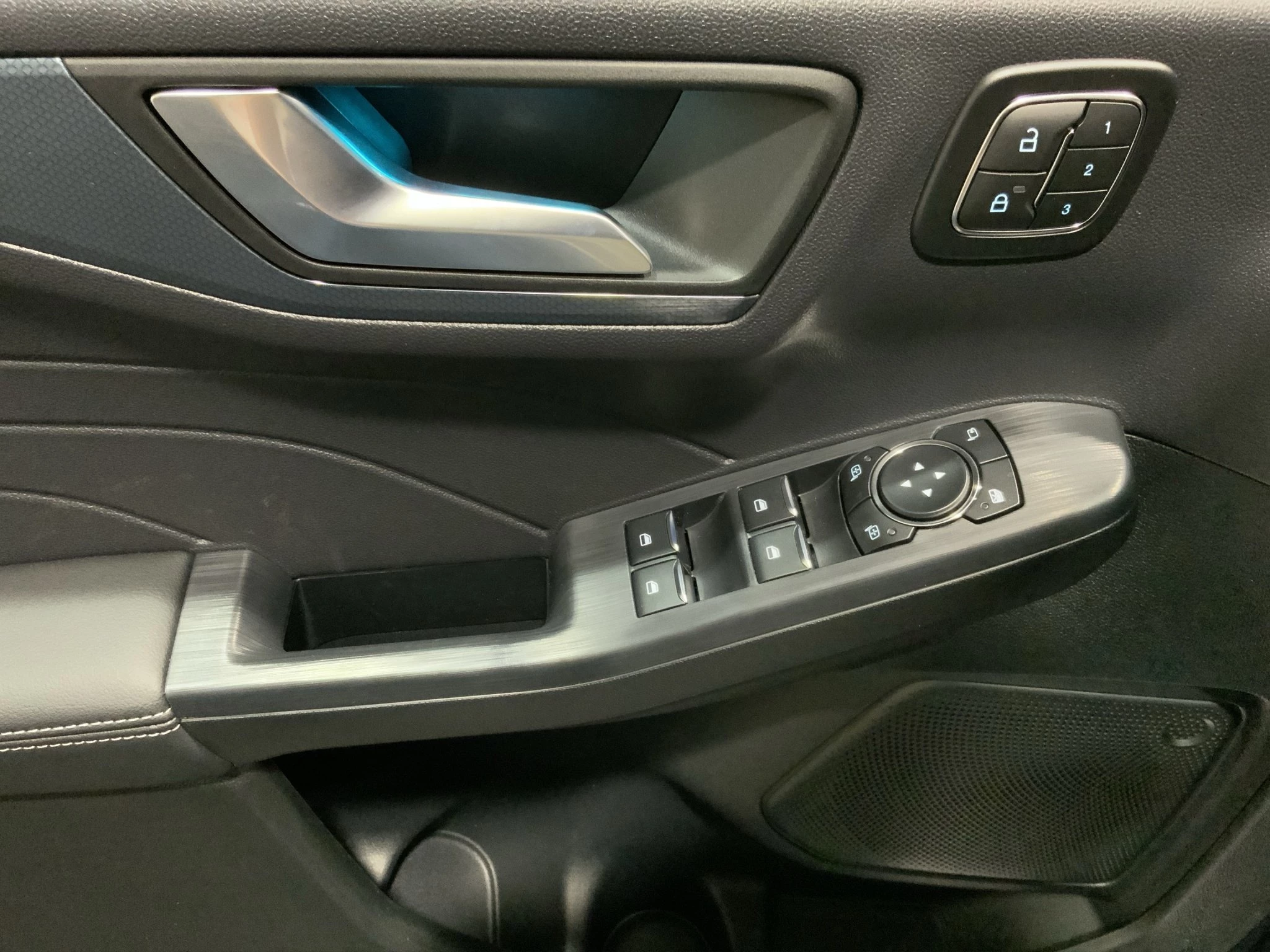 Ford Kuga BlueCruise Edition 2.5 Duratec Plug-in-Hybrid BlueCruis CVT Sports Utility Vehicle. 178 kW. 5-t