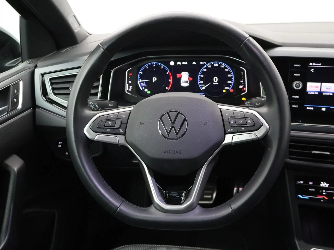 Volkswagen-Taigo-image-10
