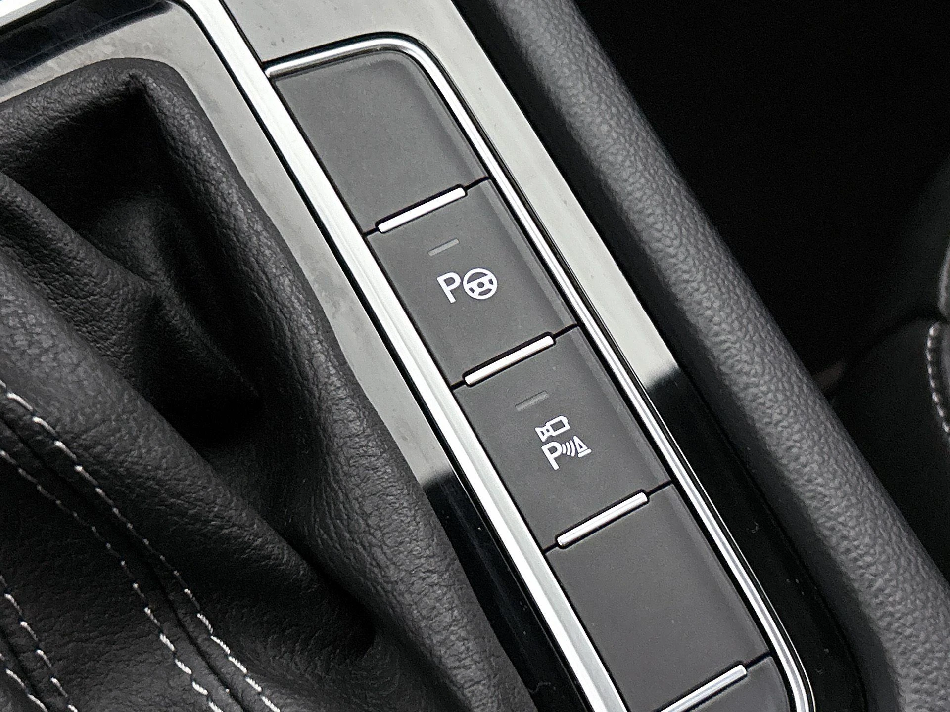 Volkswagen-Arteon-image-11